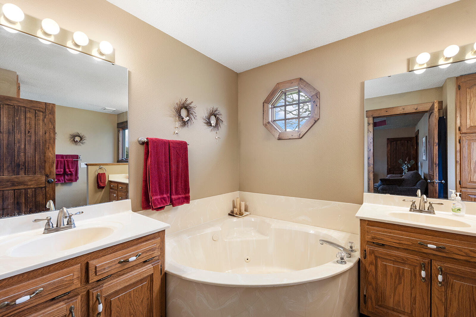 1737 West Copper Creek Drive Property Photo 34