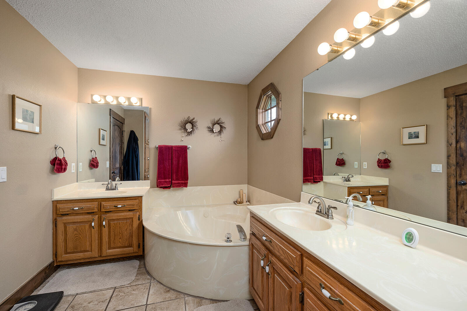 1737 West Copper Creek Drive Property Photo 37