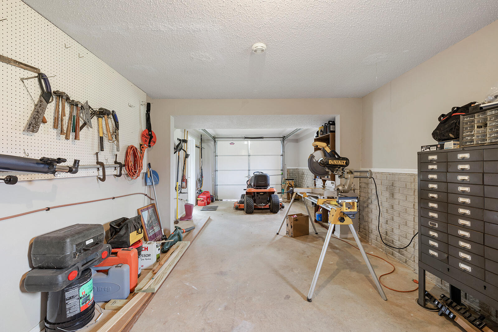 1737 West Copper Creek Drive Property Photo 56