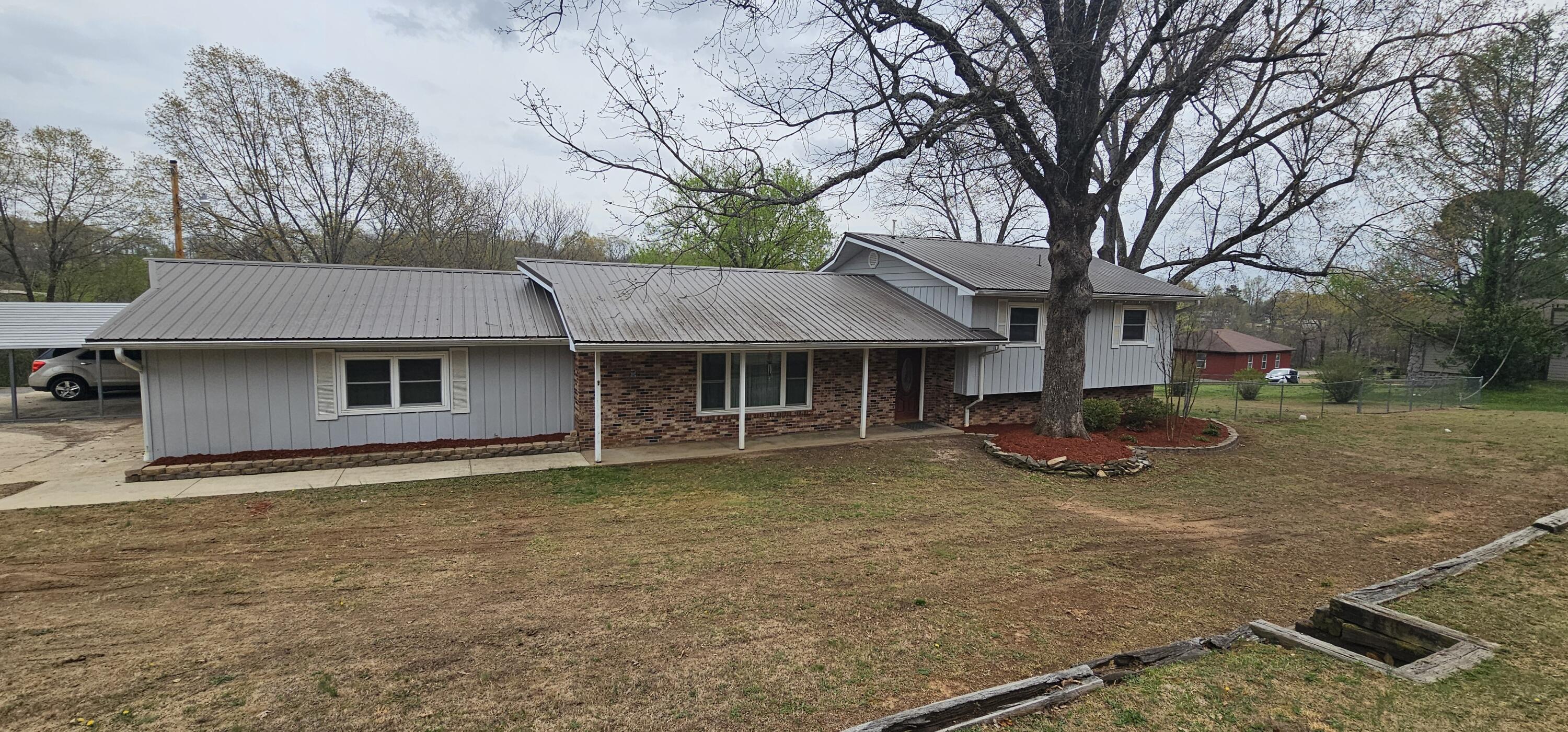 530 Brewer Street Property Photo
