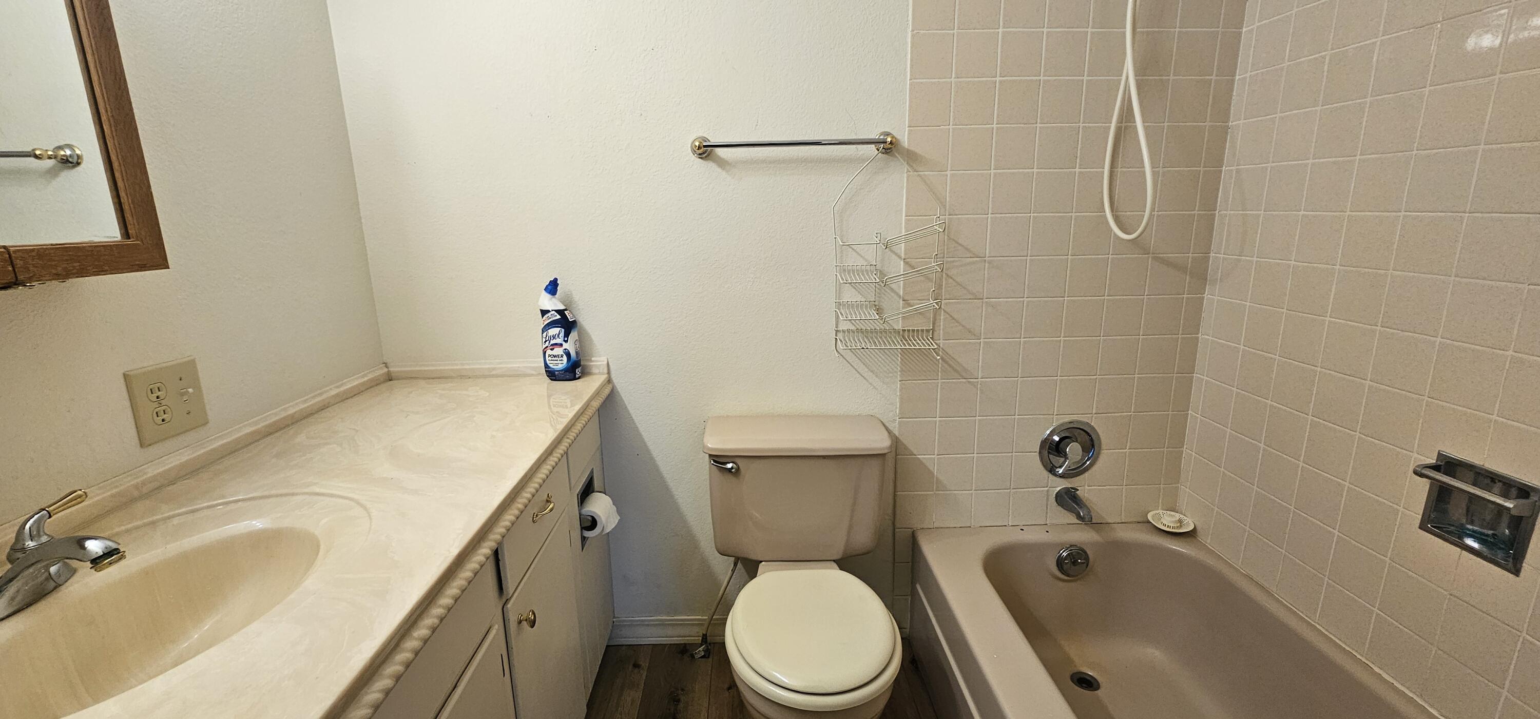 530 Brewer Street Property Photo 12