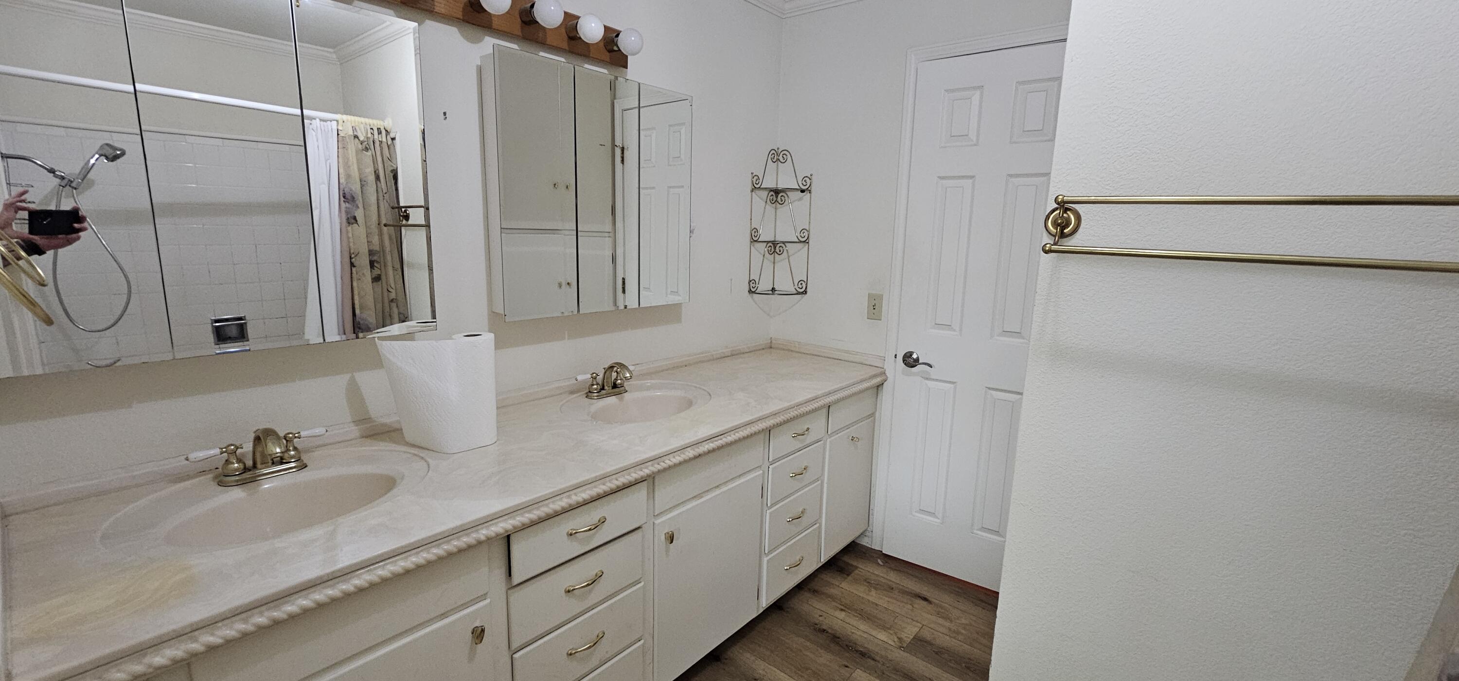 530 Brewer Street Property Photo 18