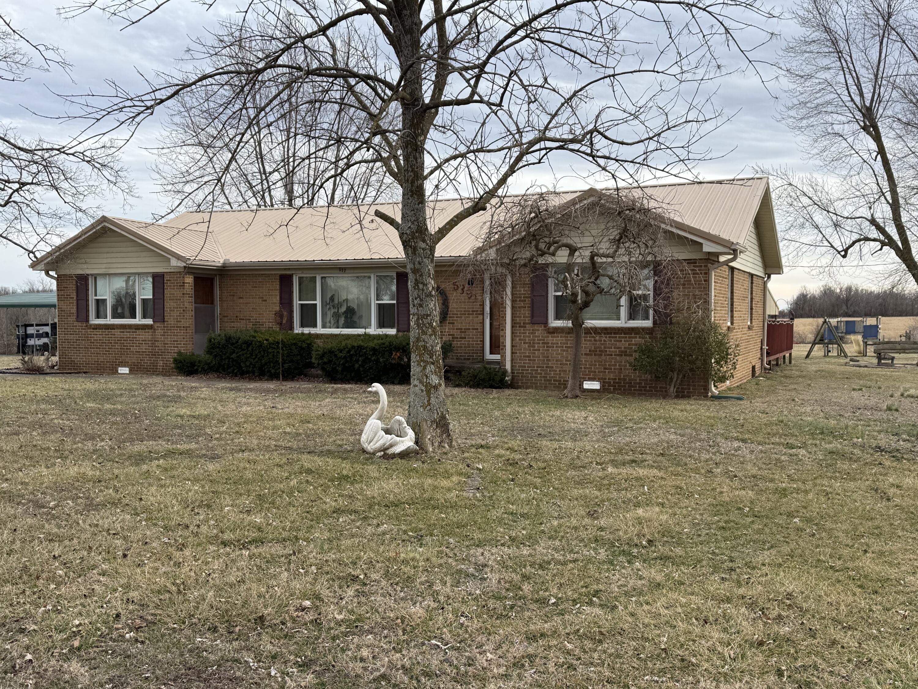 5391 West Highway 60 Property Photo