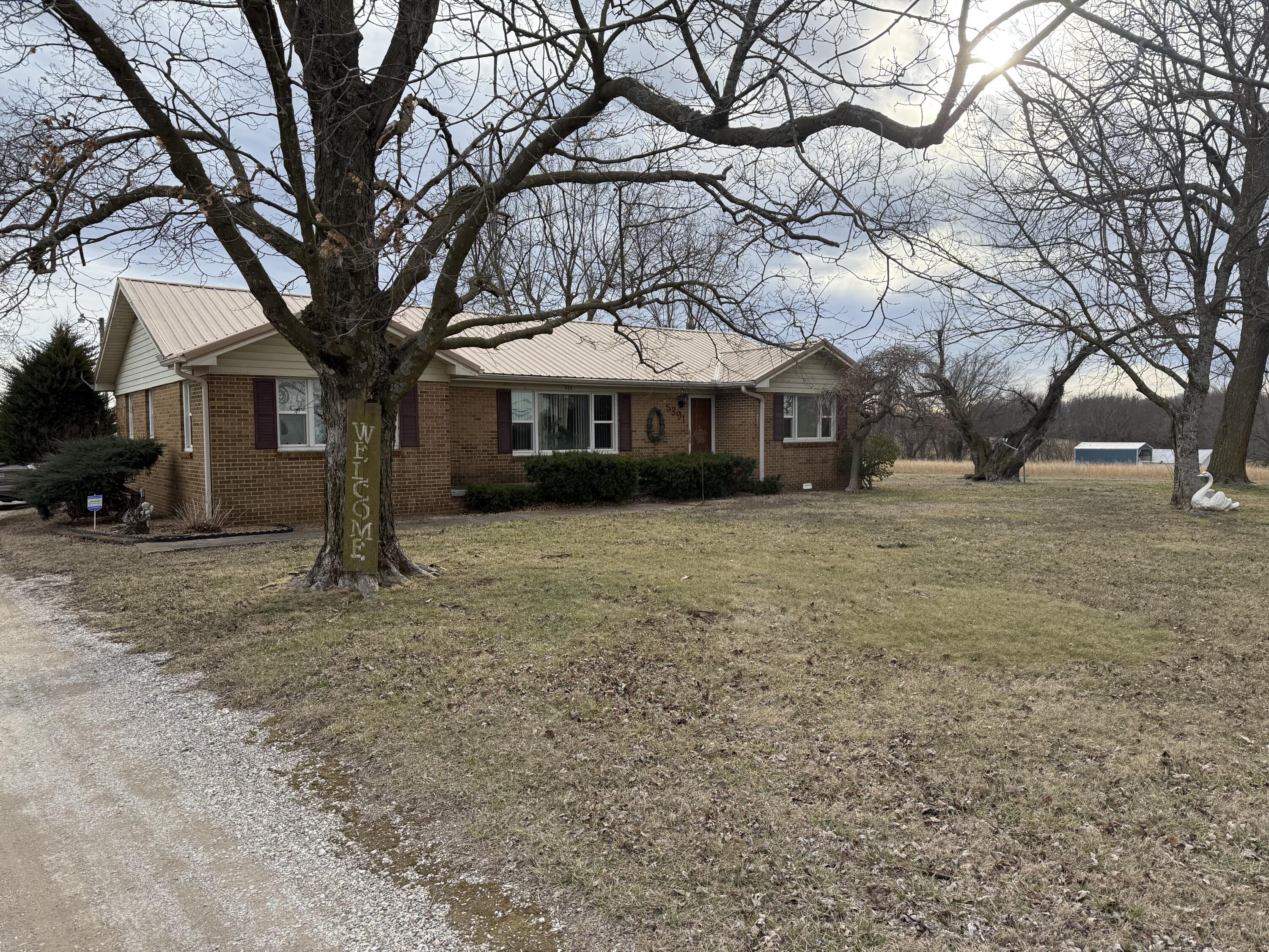 5391 West Highway 60 Property Photo 2