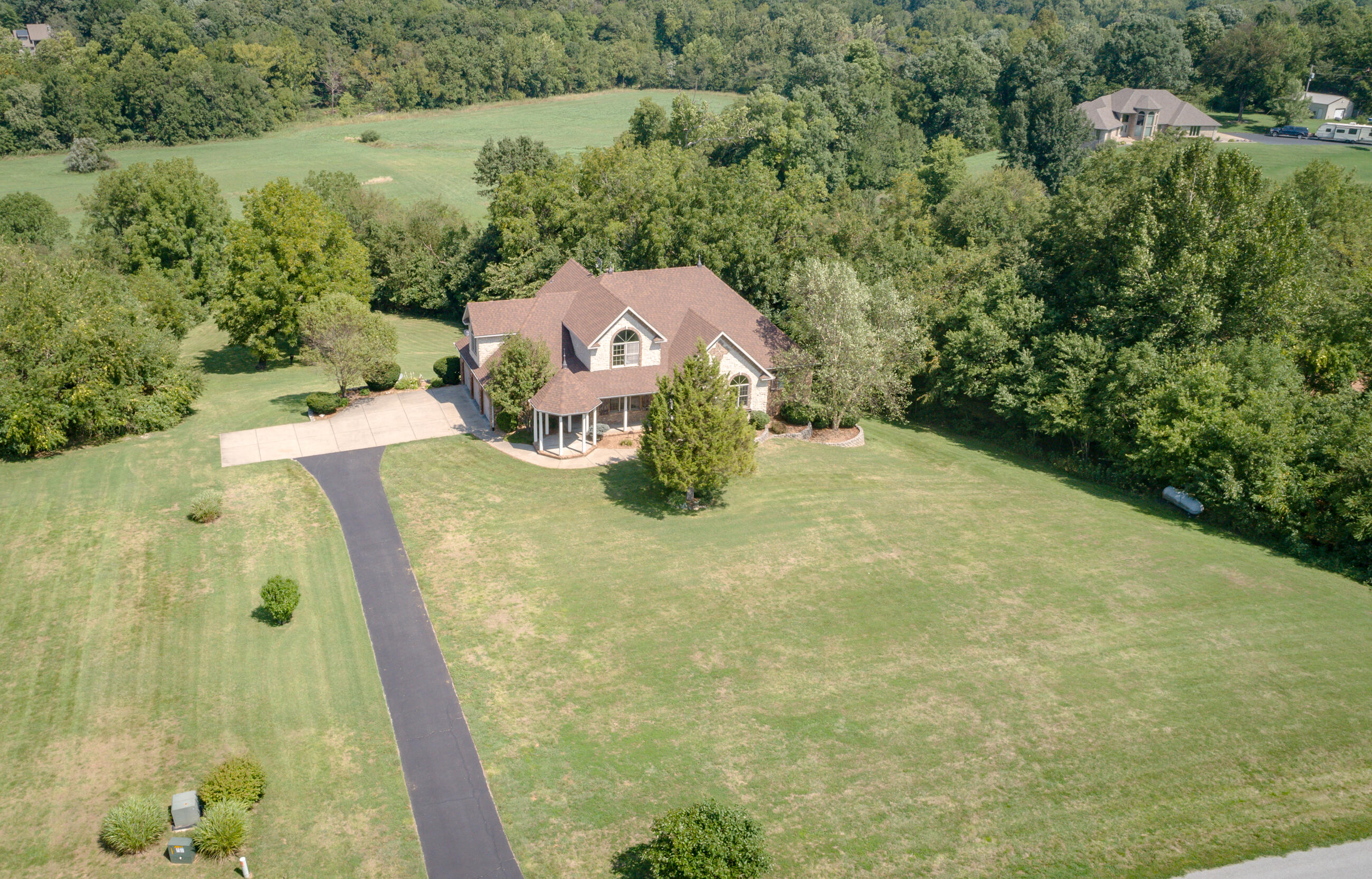 1321 East River Oak Drive Property Photo 5
