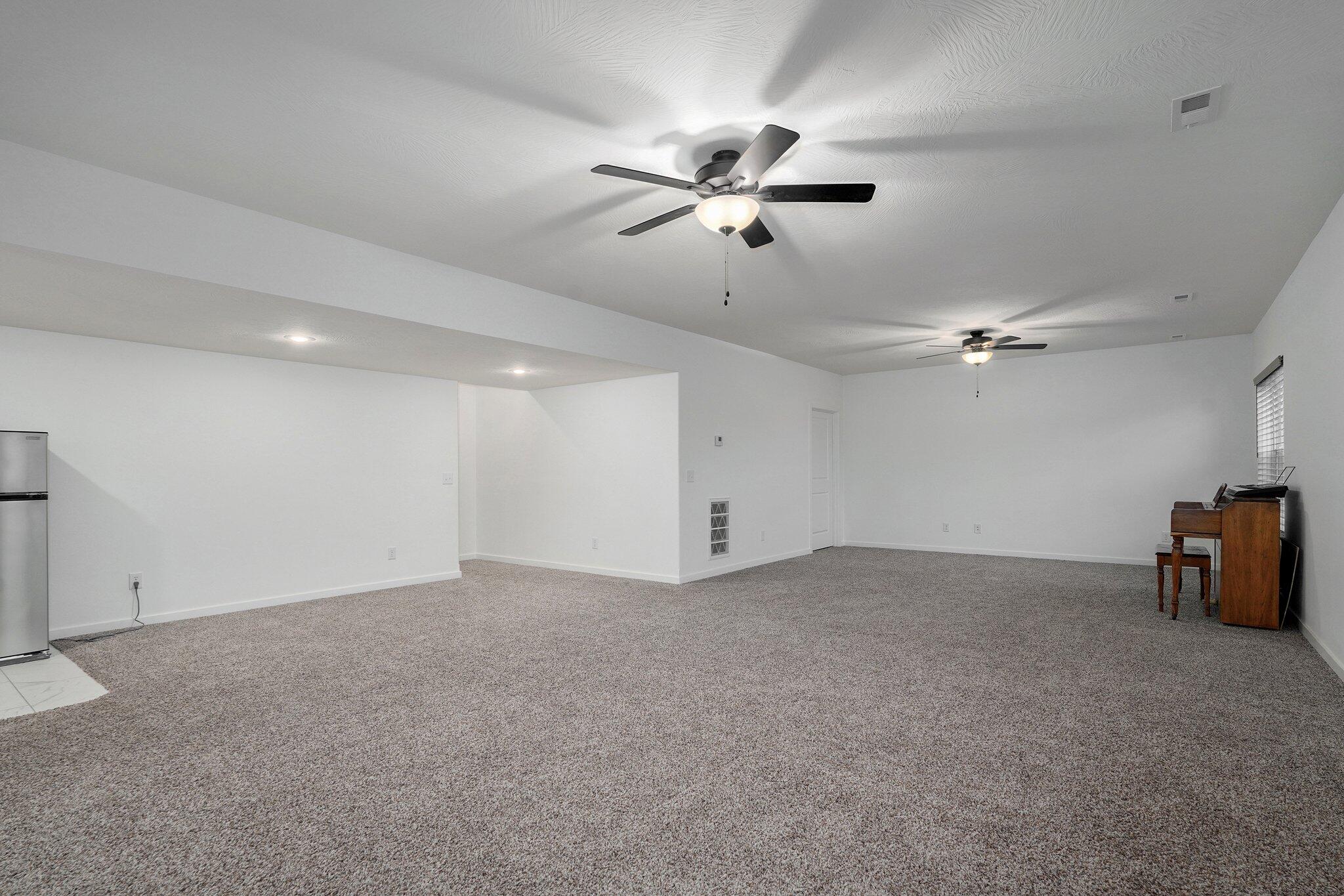 842 East Acacia Lane Property Photo 30
