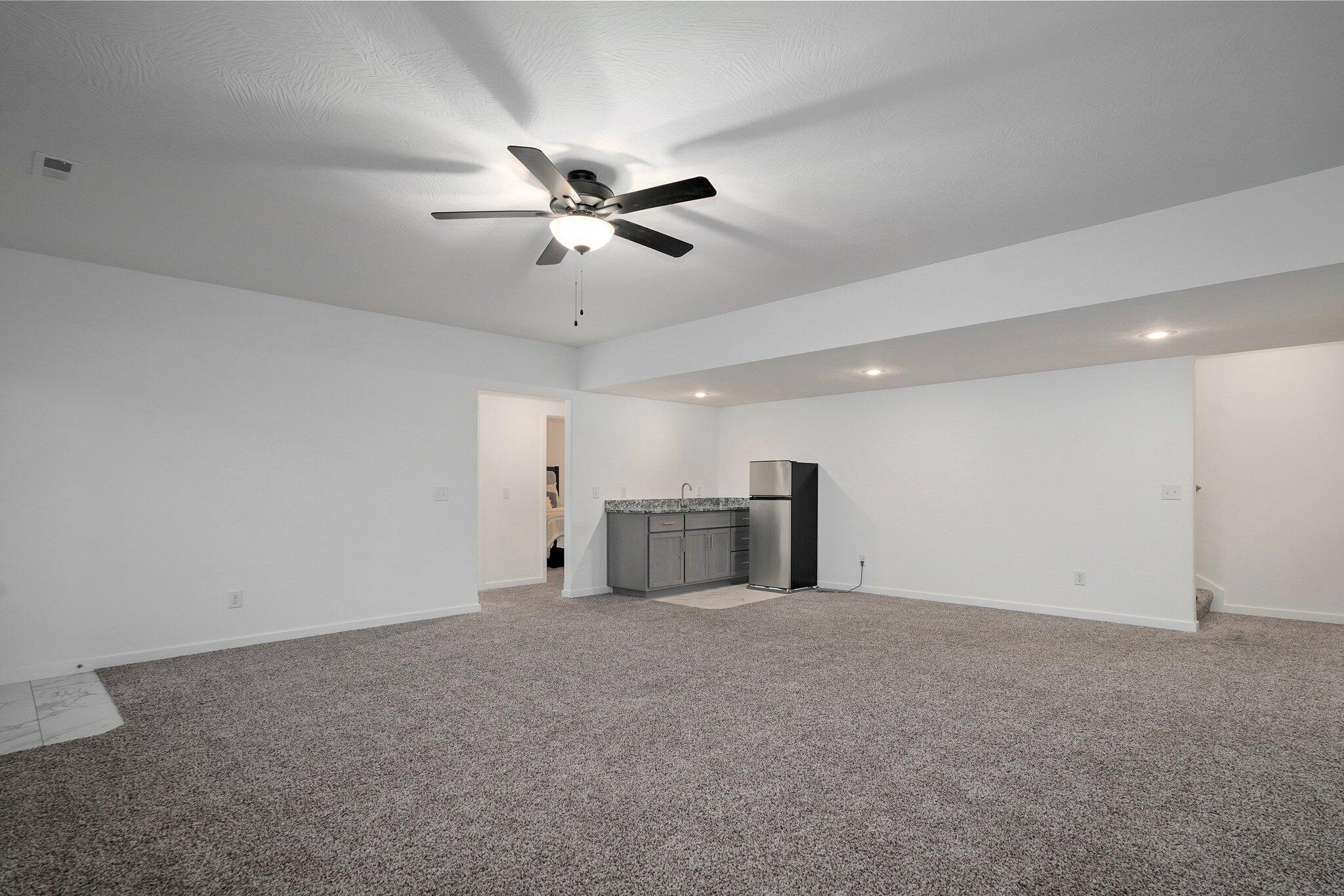 842 East Acacia Lane Property Photo 32