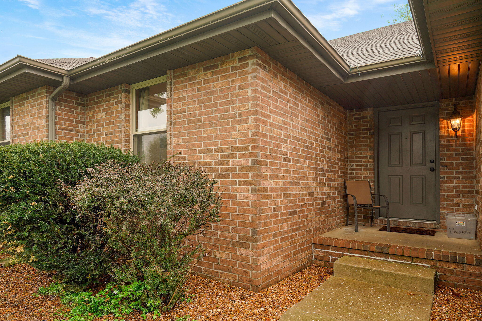 302 West Warren Avenue Property Photo 5