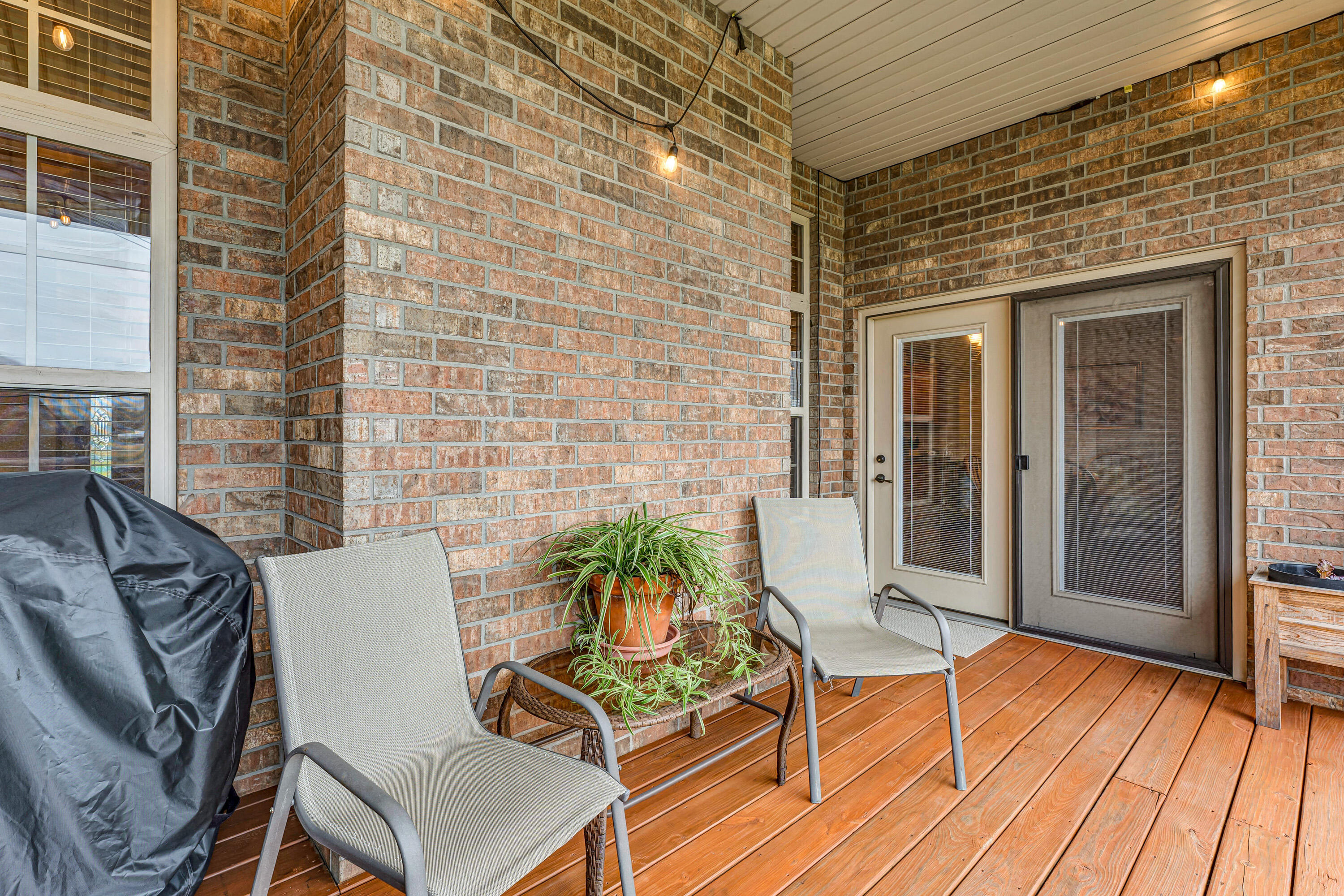 684 East Becky Street Property Photo 36