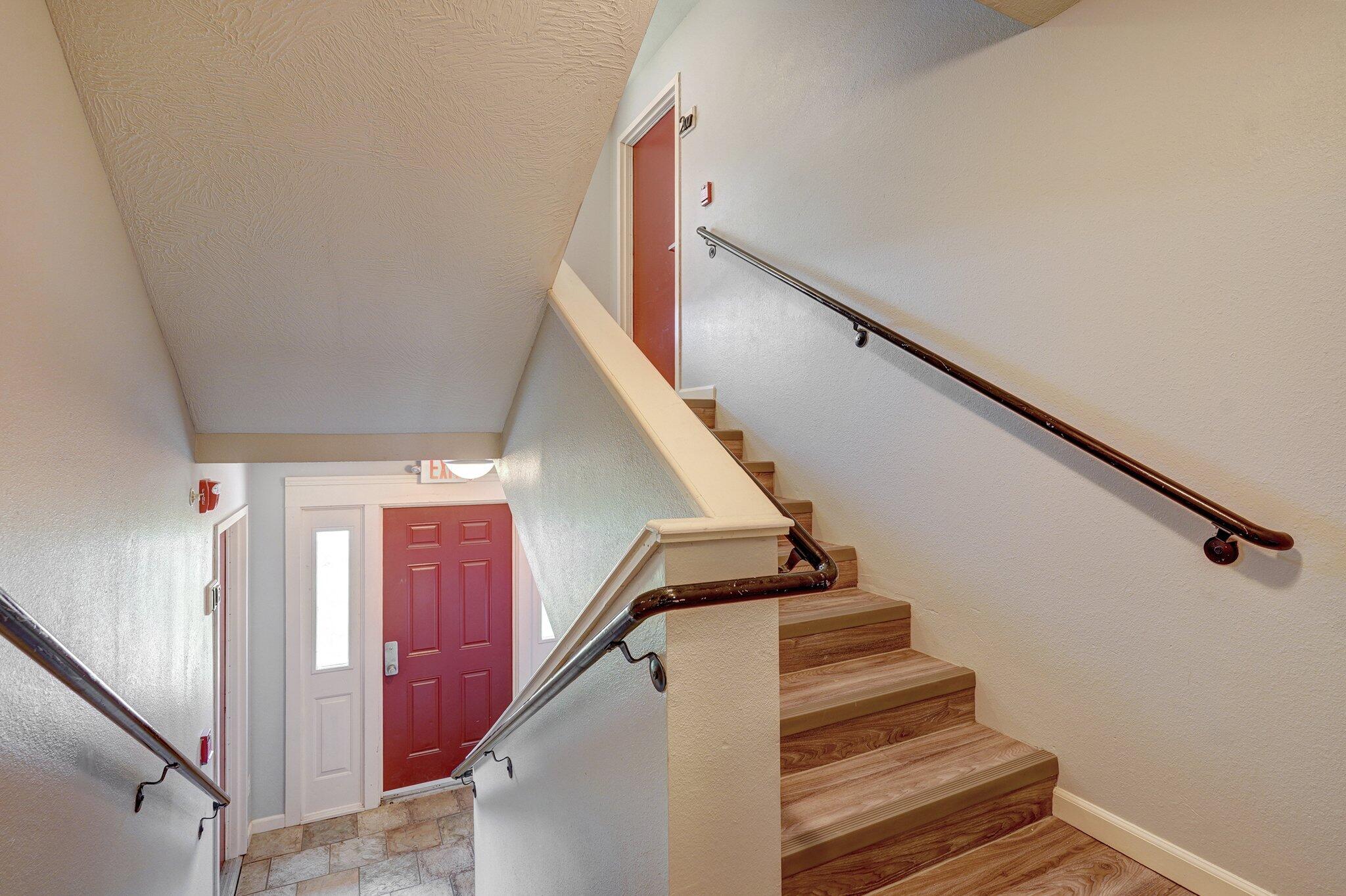 1315 East Elm Street Property Photo 11
