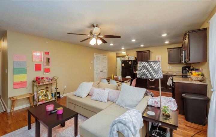 1315 East Elm Street Property Photo 19