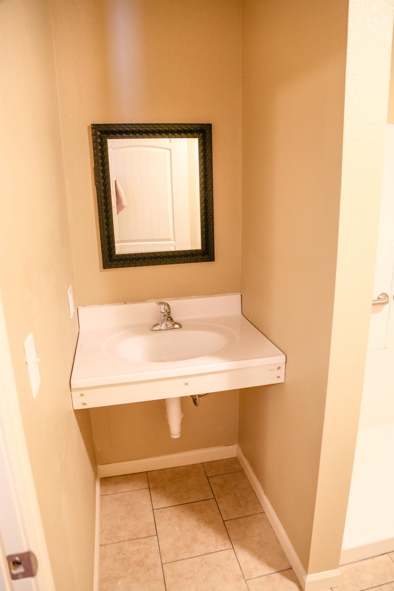 1315 East Elm Street Property Photo 38