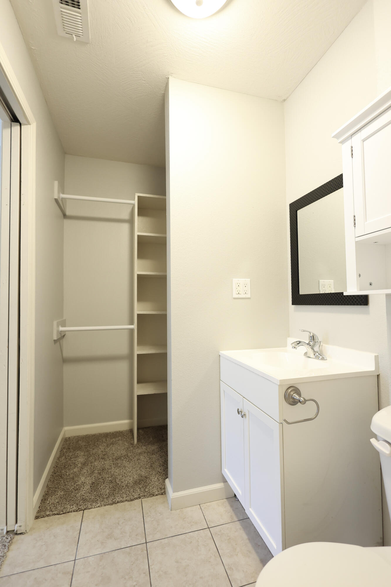 1315 East Elm Street Property Photo 45