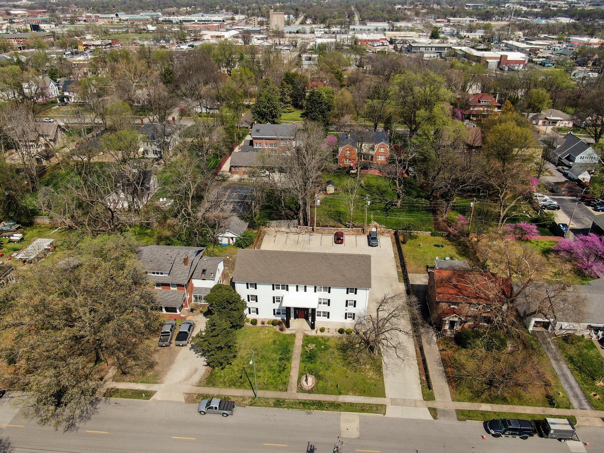 1315 East Elm Street Property Photo 52