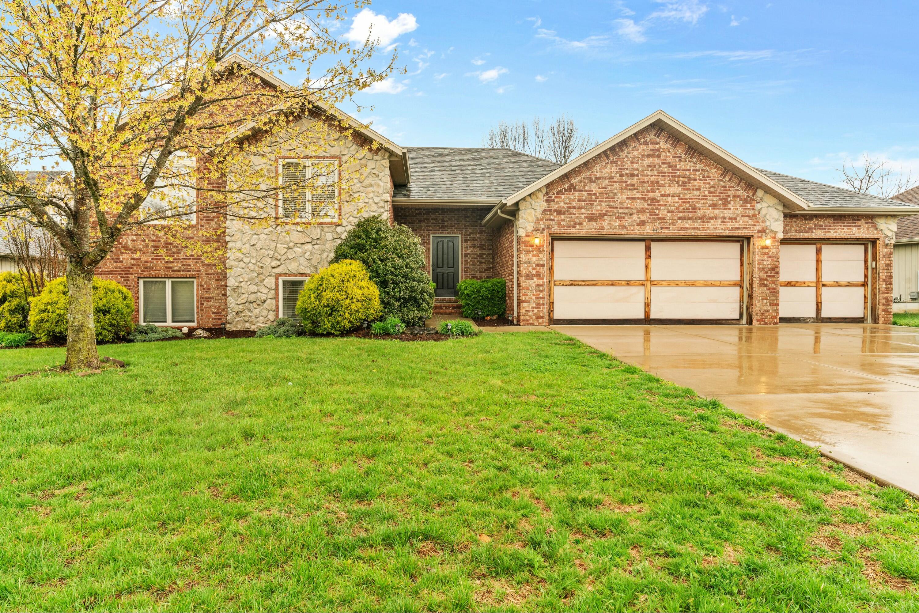 4415 West Stone Ridge Road Property Photo 1