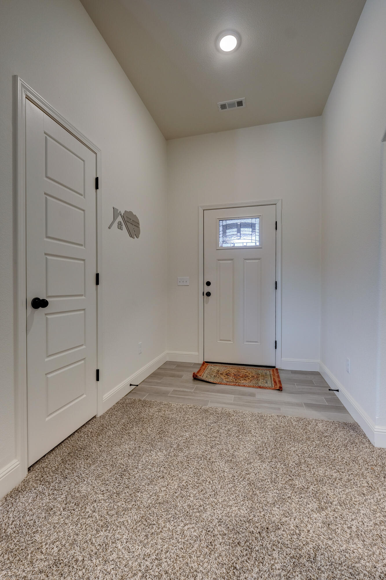 1206 West Pebblebrooke Drive Property Photo 3