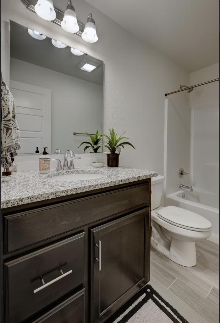 1206 West Pebblebrooke Drive Property Photo 17