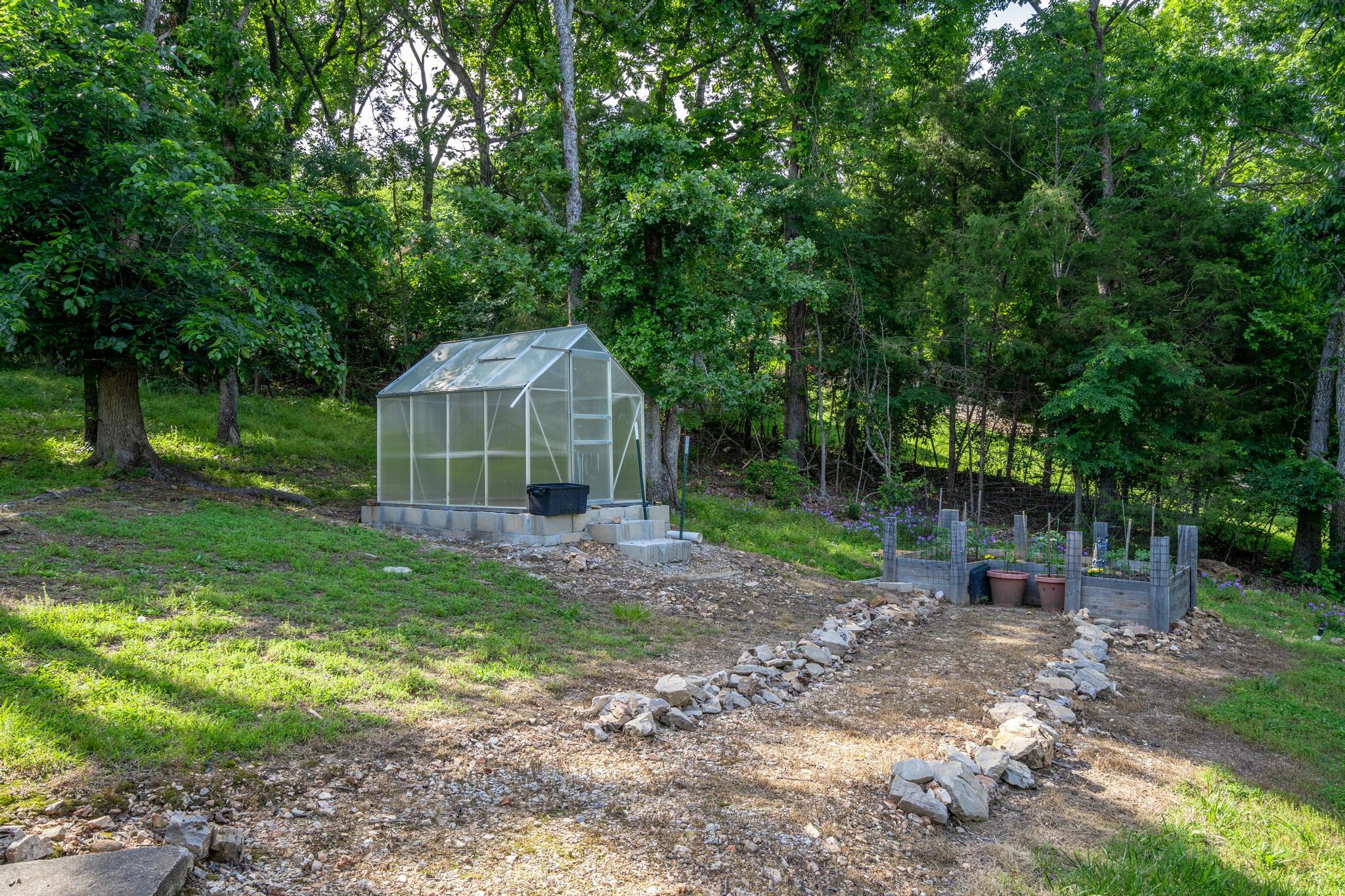 645 Buck Run Drive Property Photo 11