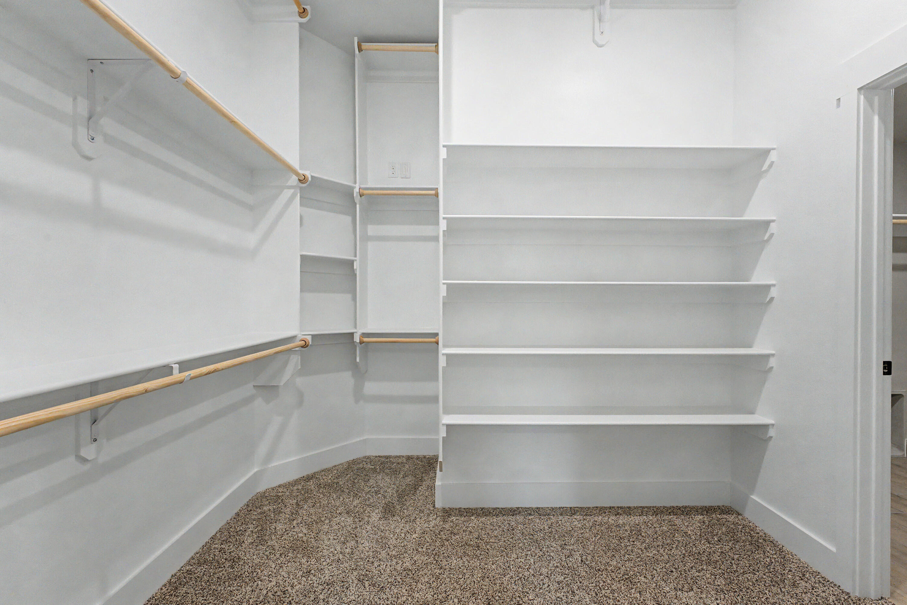 1208 West Pebblebrooke Drive Property Photo 25
