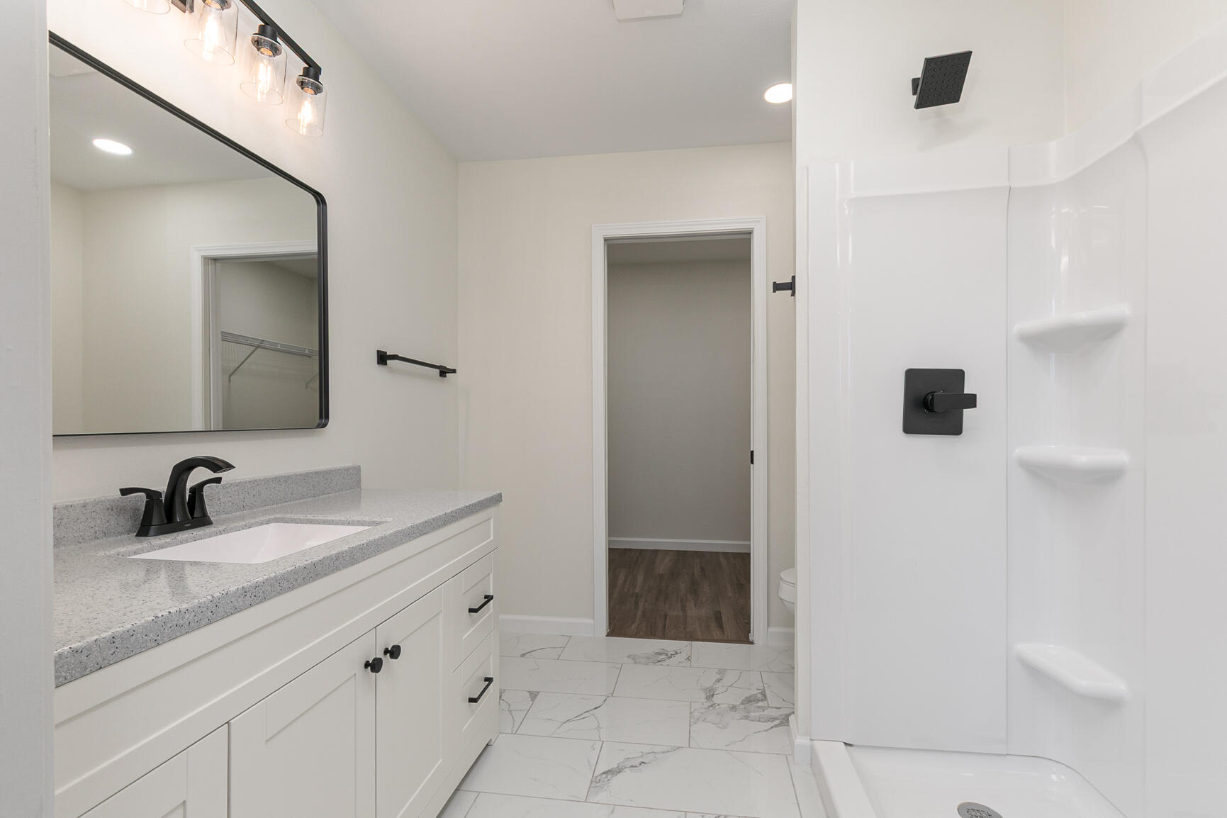 23111 Lawrence 2130 Property Photo 15