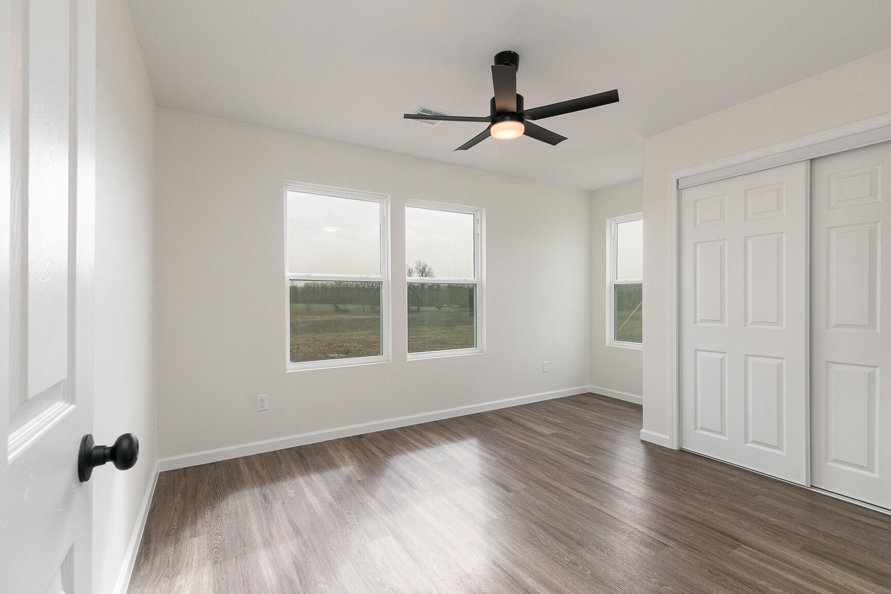 23111 Lawrence 2130 Property Photo 17