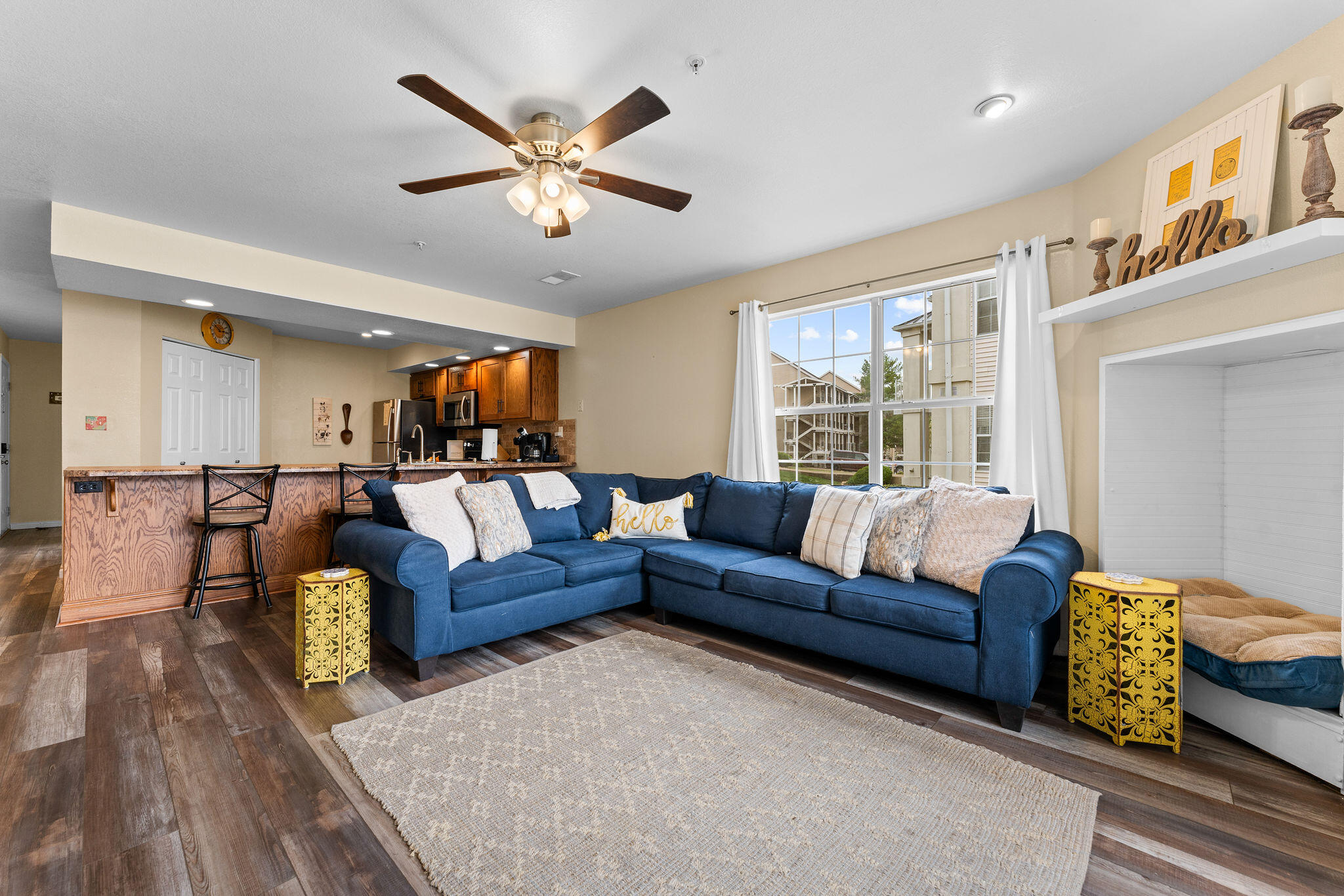 220 Meadow Ridge Lane Property Photo 1