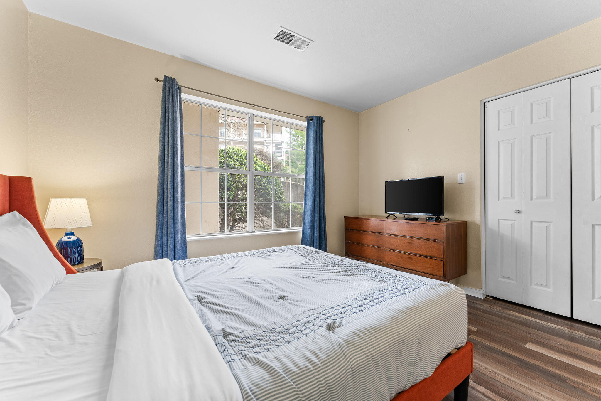 220 Meadow Ridge Lane Property Photo 18