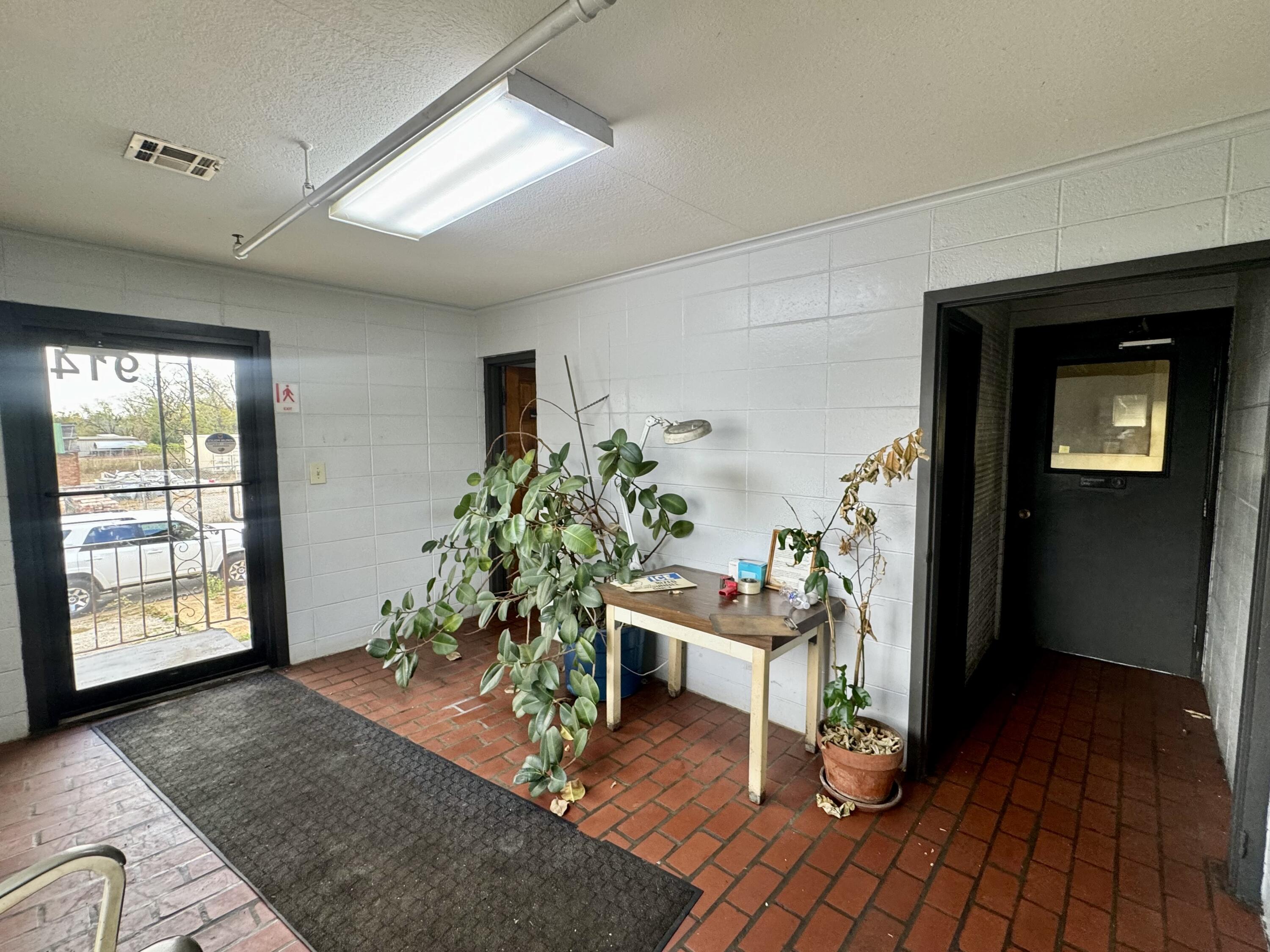 914 Grand Avenue Property Photo 13