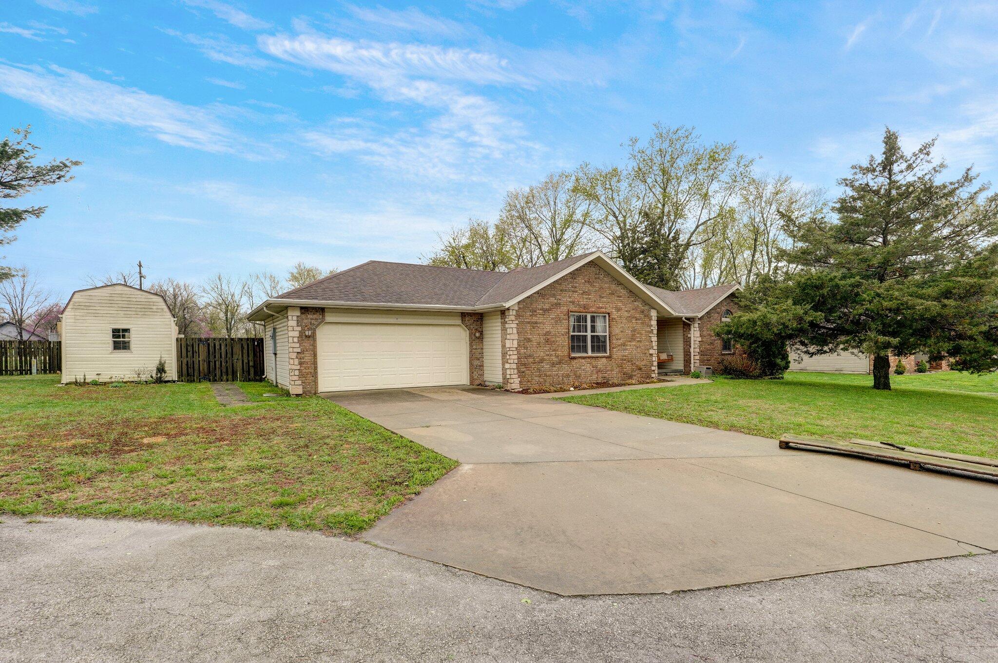 218 Bradley Court Property Photo