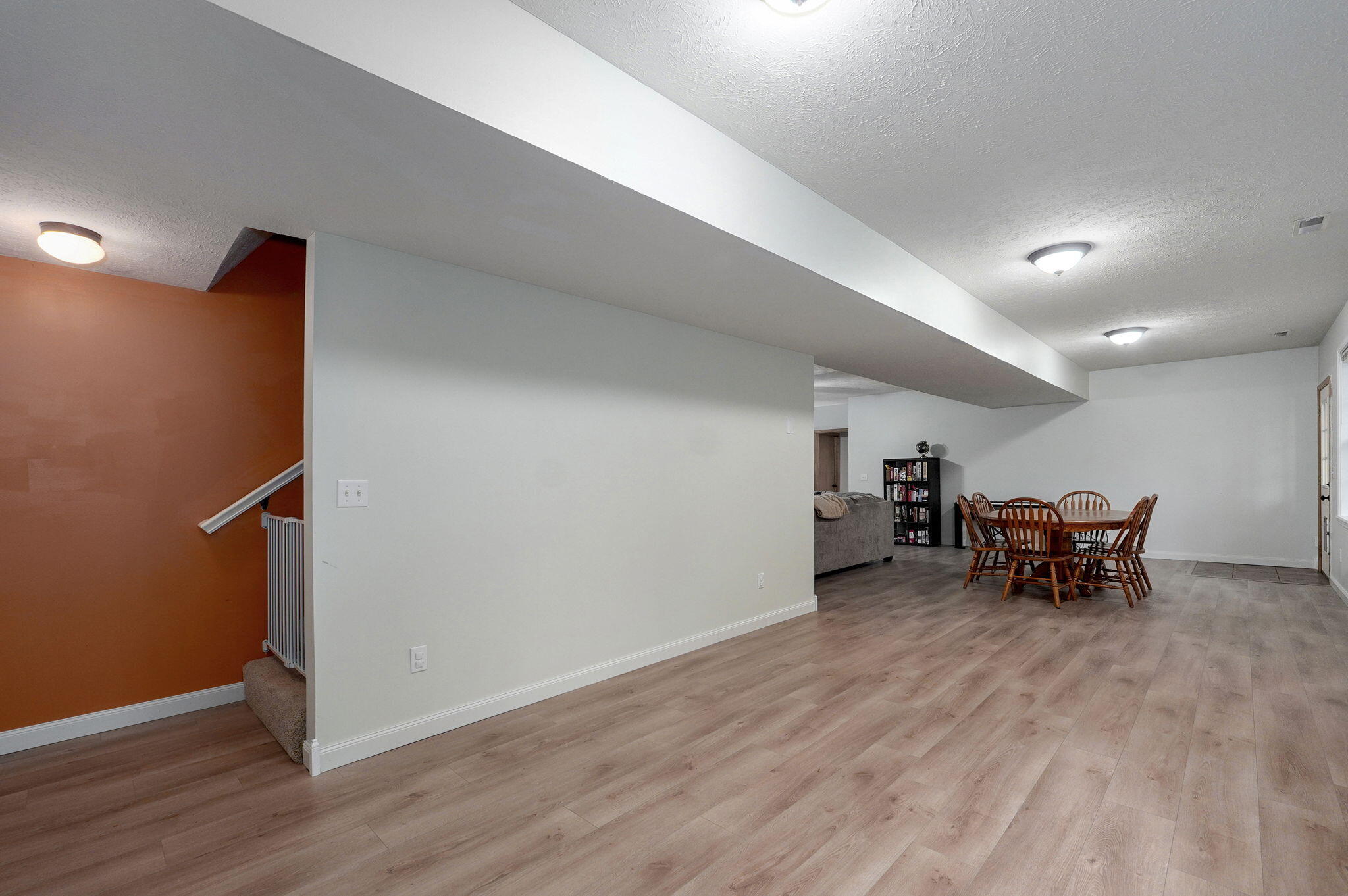 1135 West Broad Street Property Photo 23