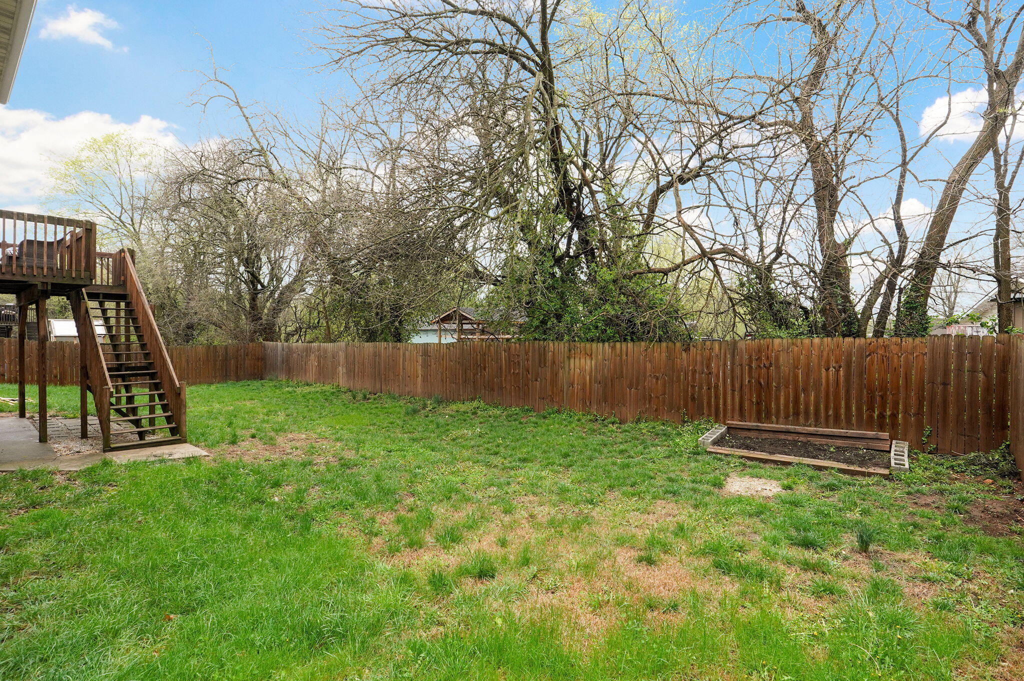 1135 West Broad Street Property Photo 34