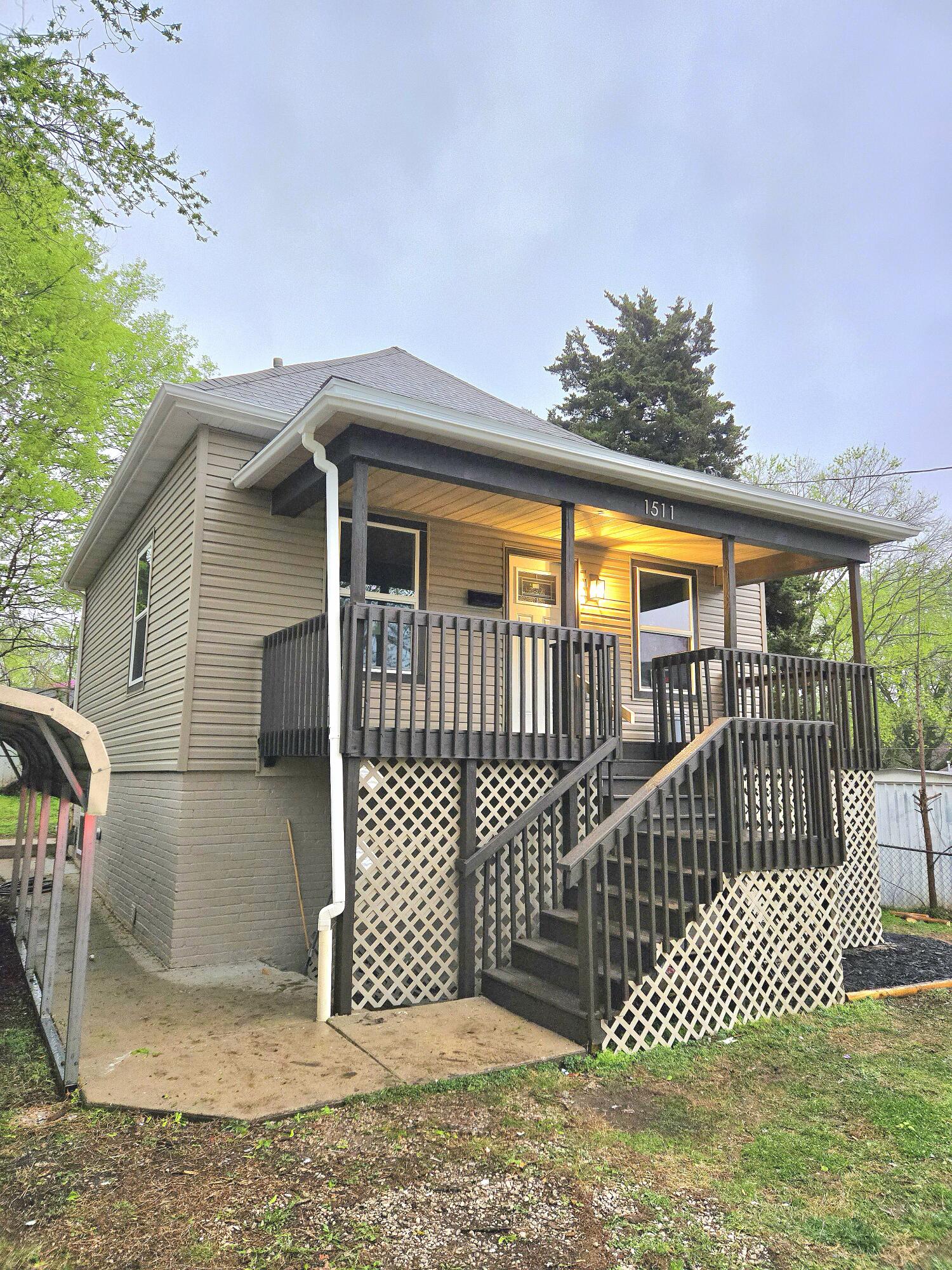 1511 West Lee Street Property Photo 2