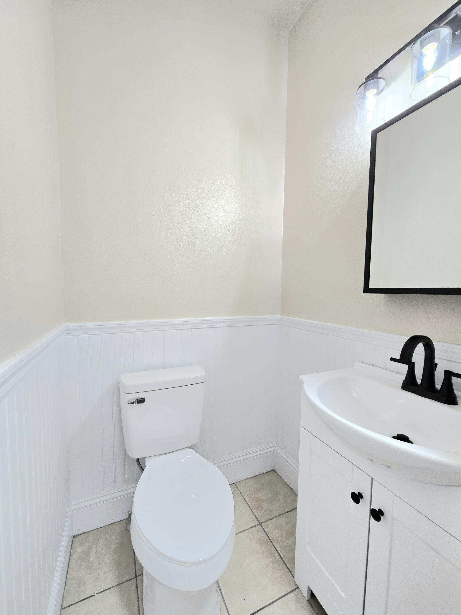 1511 West Lee Street Property Photo 11