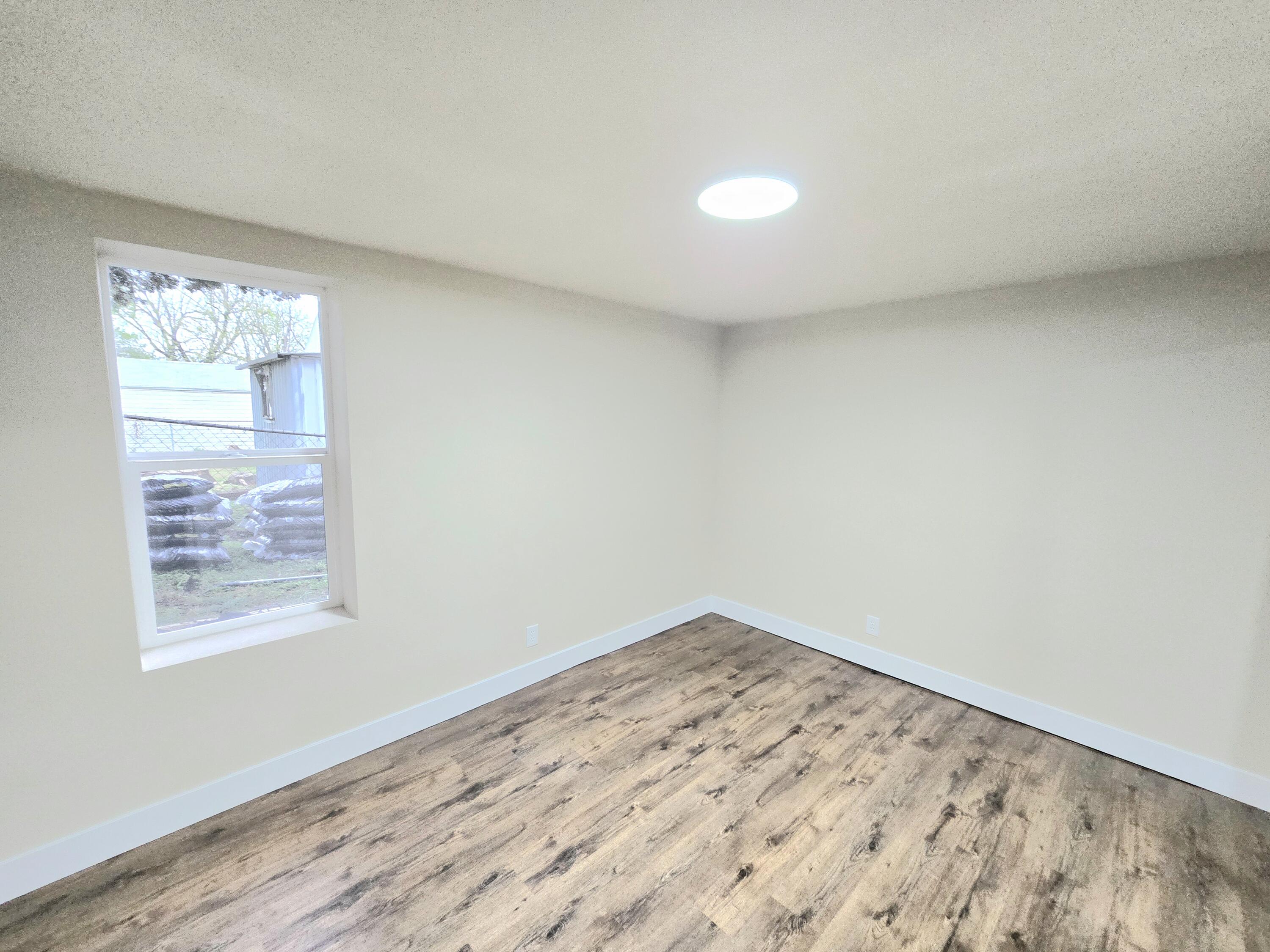 1511 West Lee Street Property Photo 16
