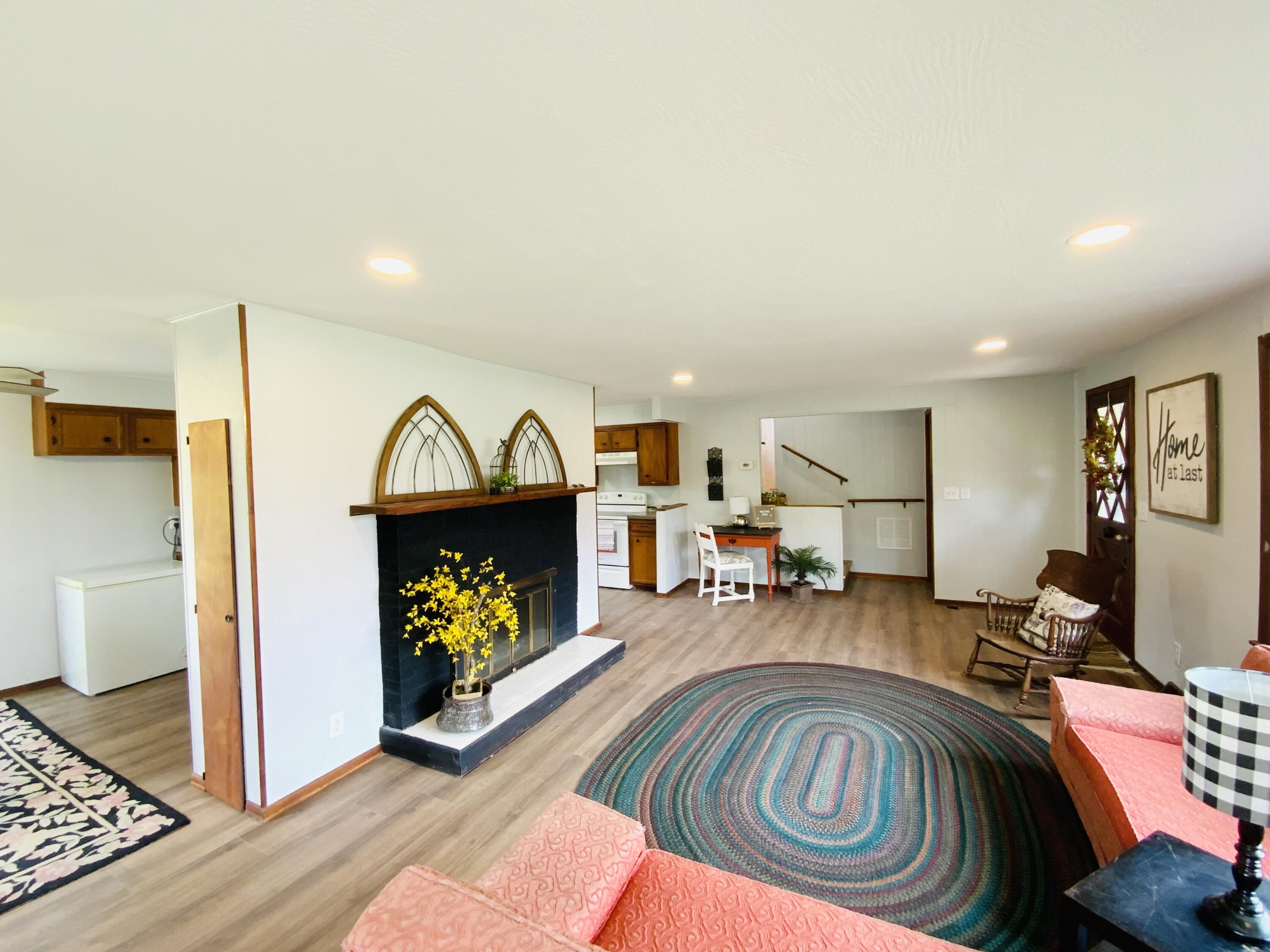 1172 East 318th Road Property Photo 8