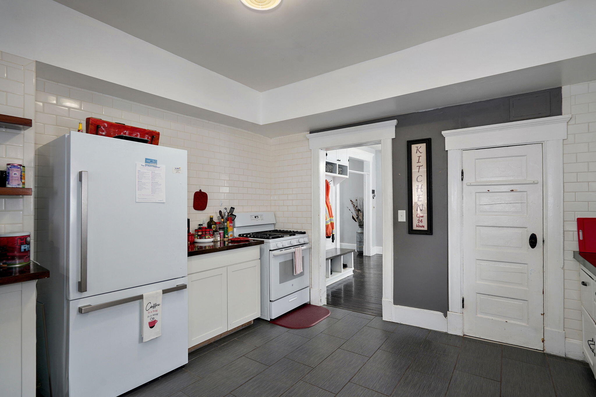 1220 North Broadway Avenue Property Photo 15