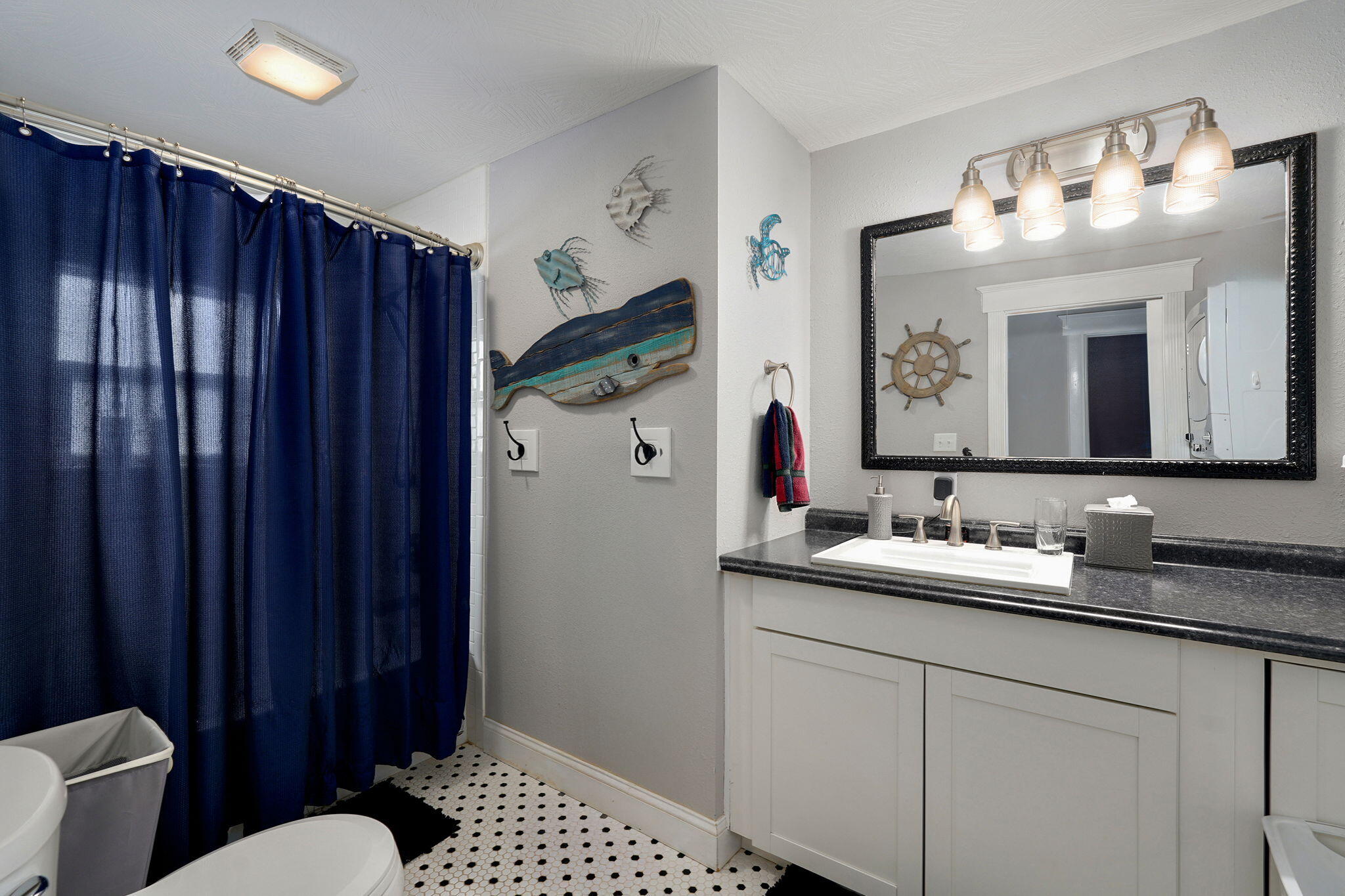 1220 North Broadway Avenue Property Photo 25