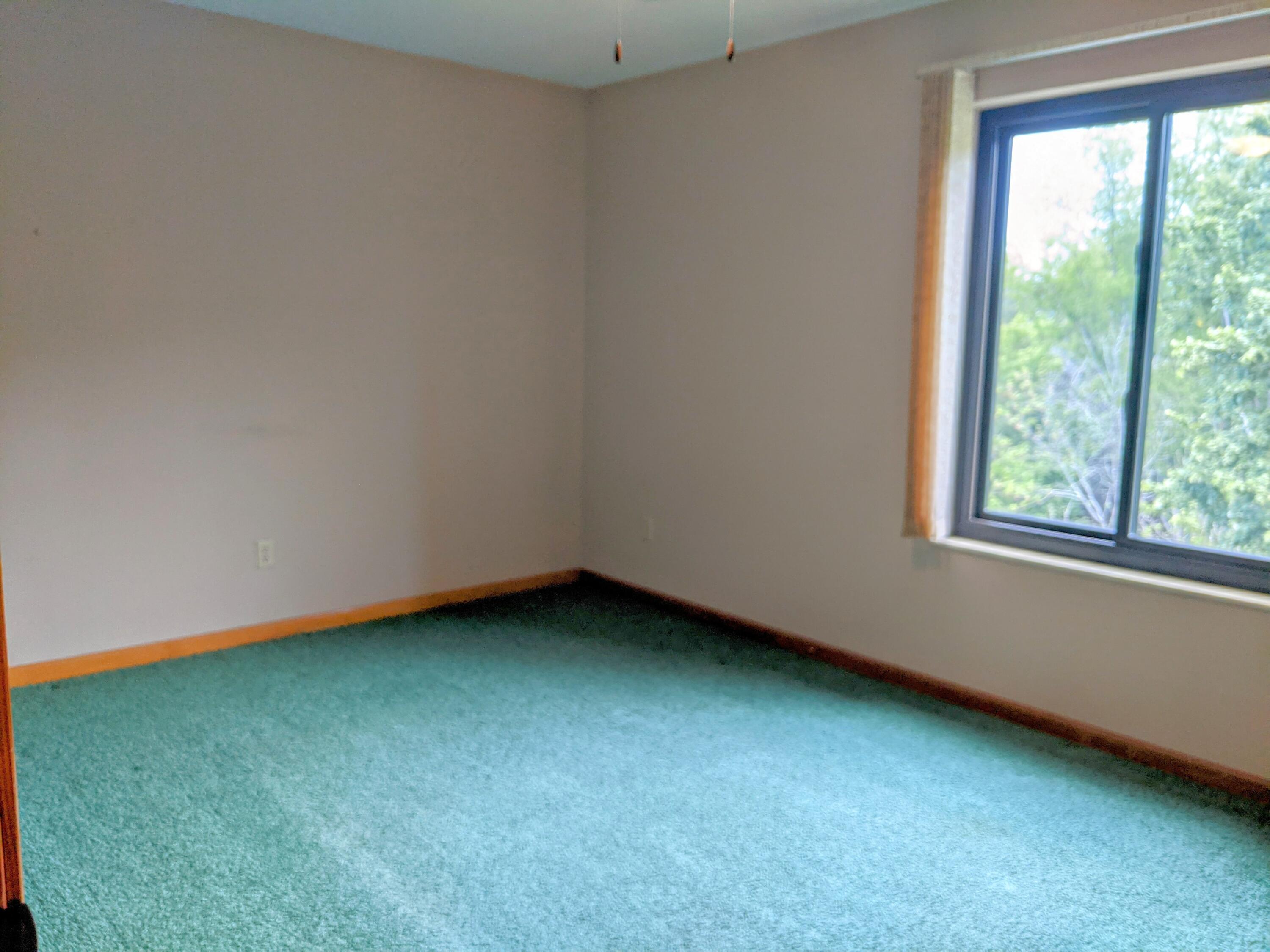 150 Sunken Forest Dr. 1-102 Property Photo 38
