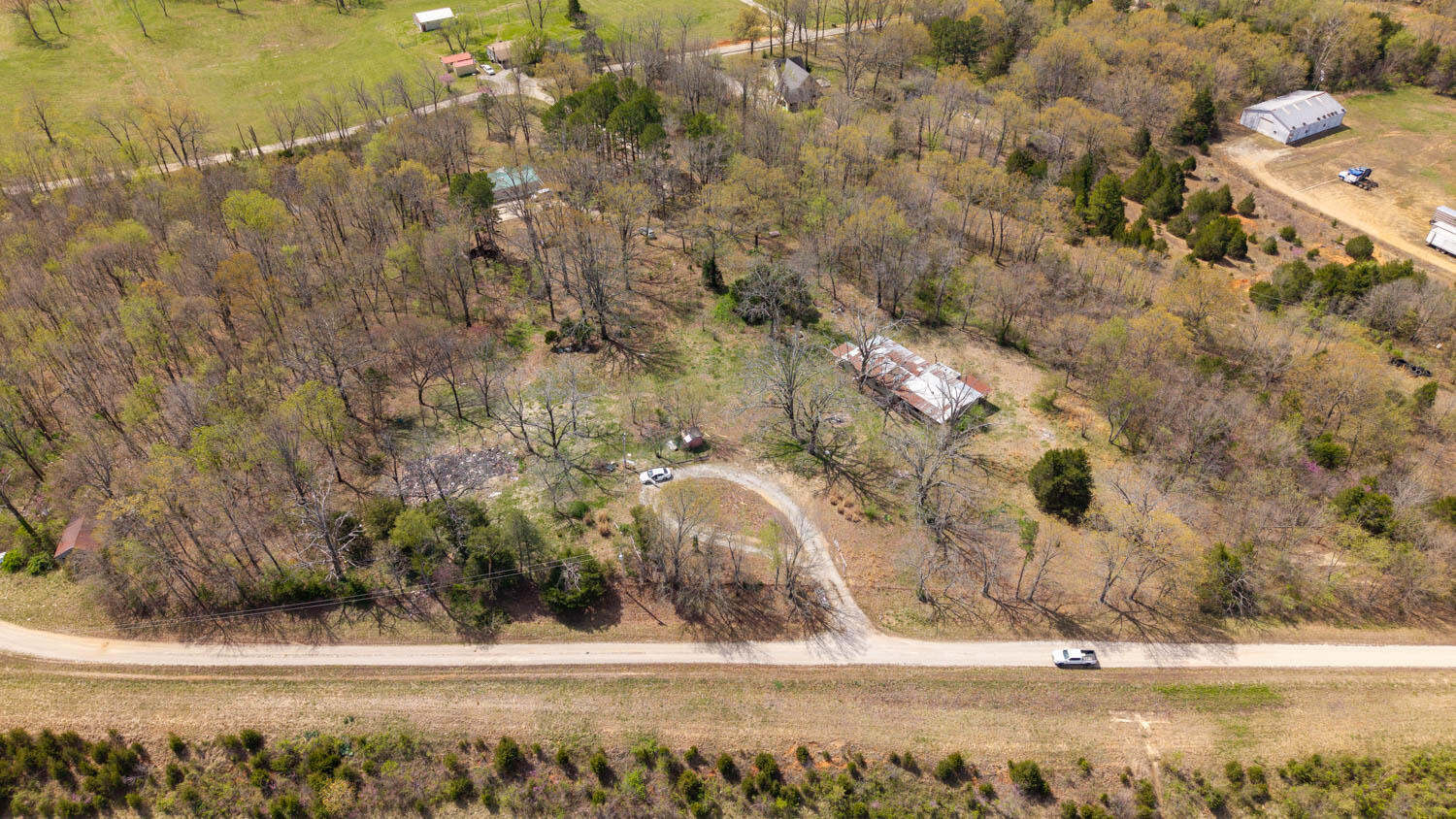 171 Private Road 63-83 Property Photo