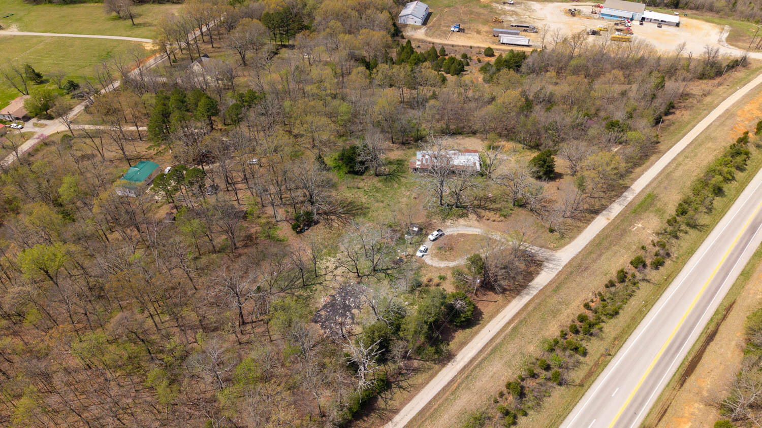 171 Private Road 63-83 Property Photo 3