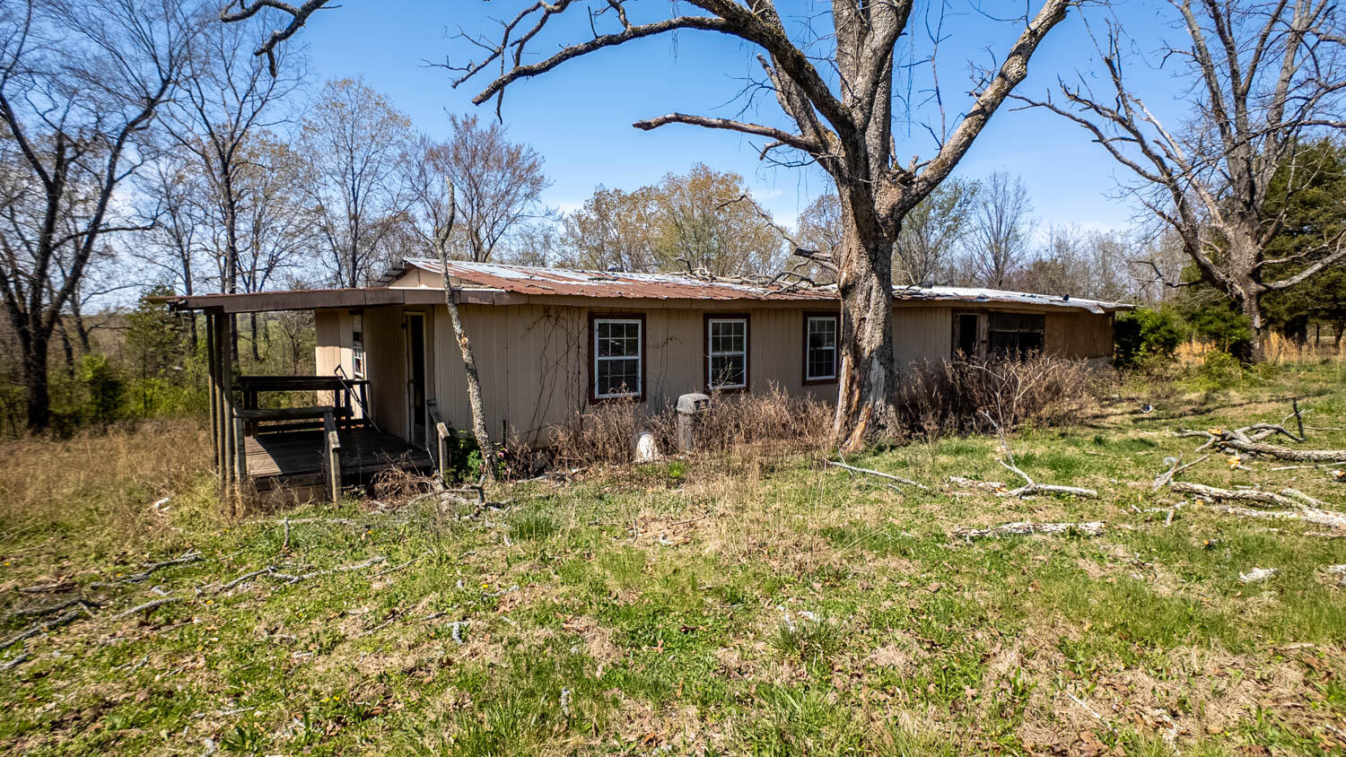 171 Private Road 63-83 Property Photo 9