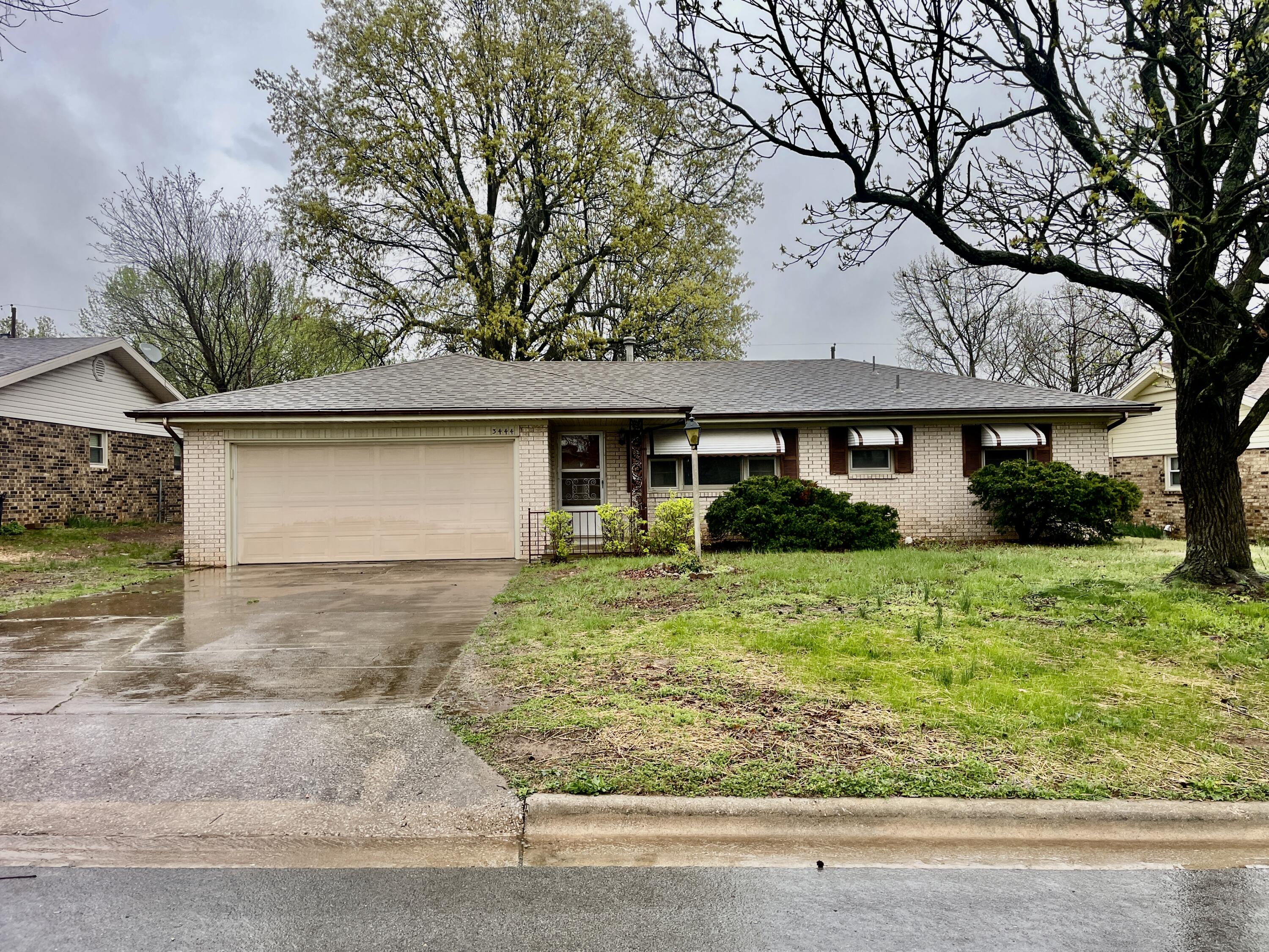 3444 North Rogers Avenue Property Photo 1