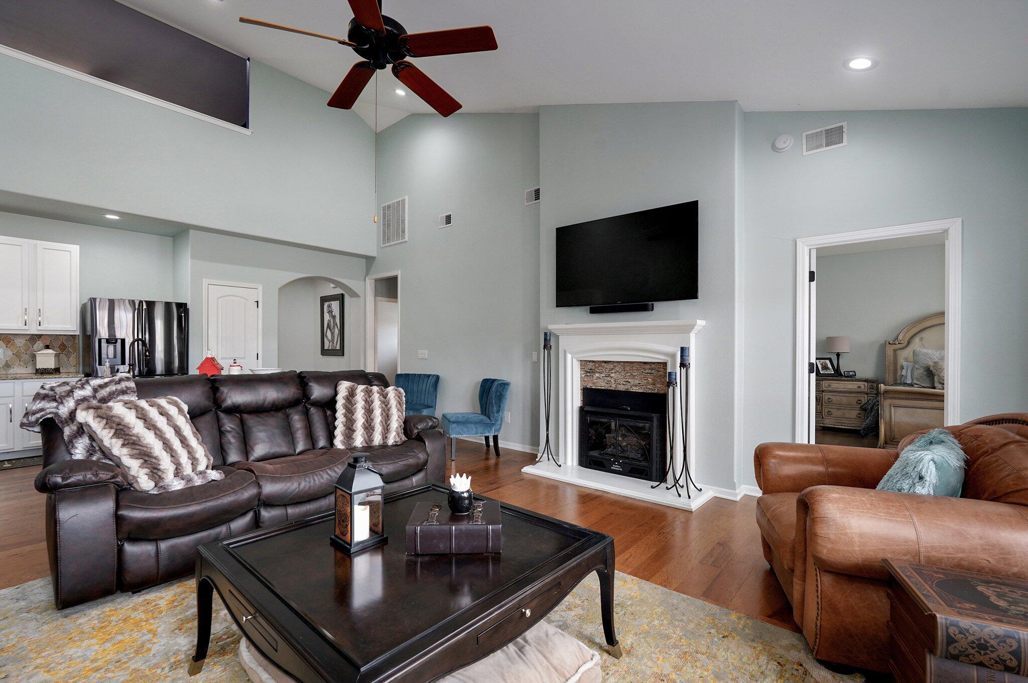 145 North Tuscany Drive Property Photo 11