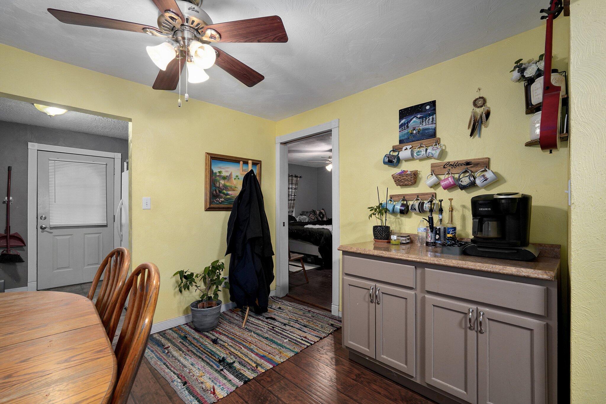 16615 Lawrence 1232 Property Photo 15