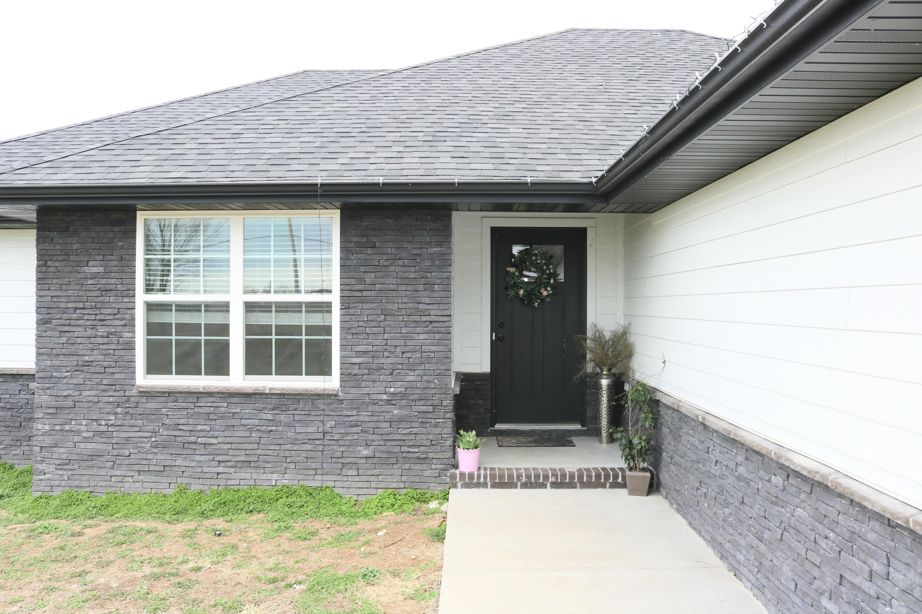 1354 Napper Road Property Photo 4