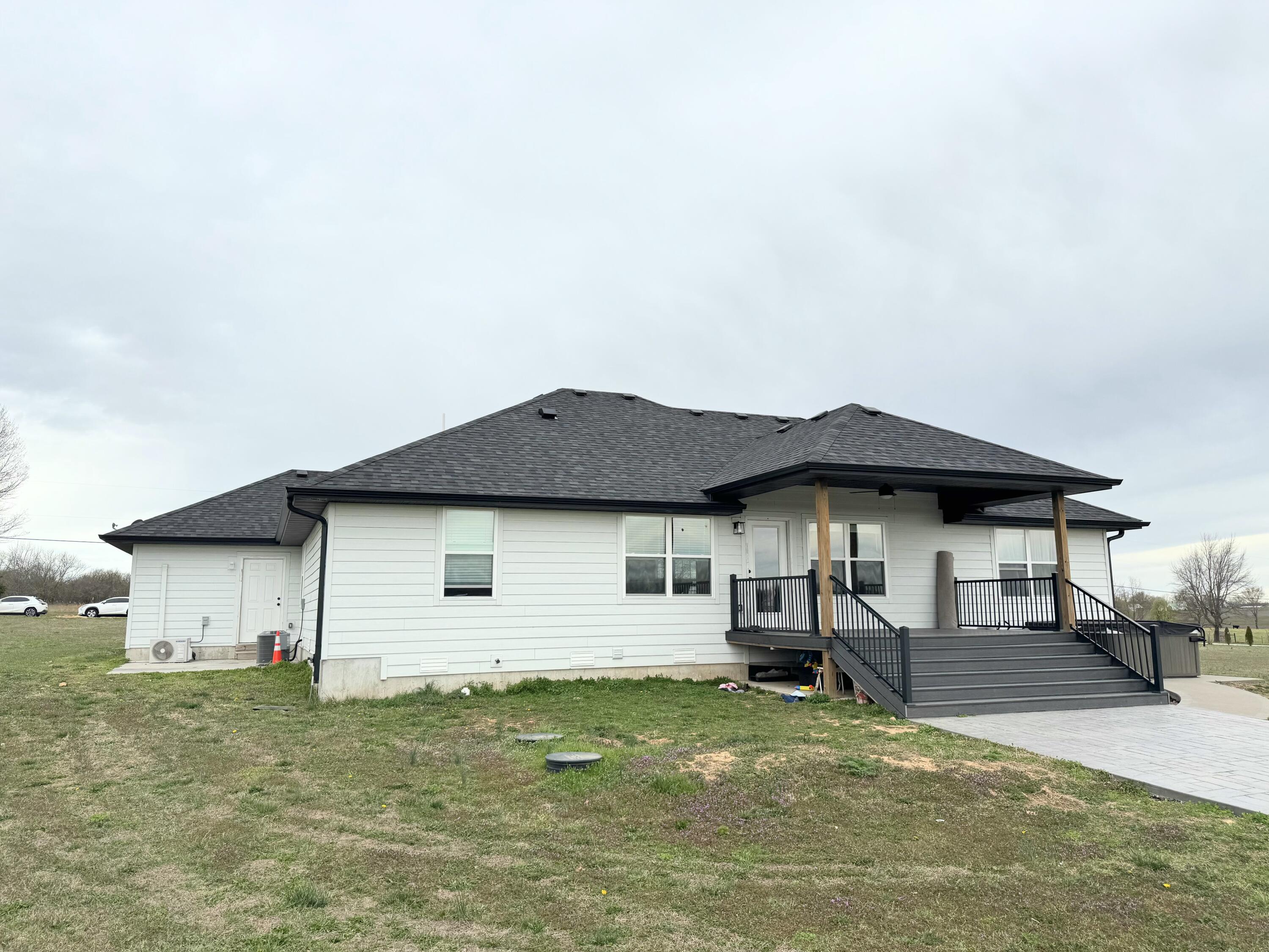 1354 Napper Road Property Photo 8