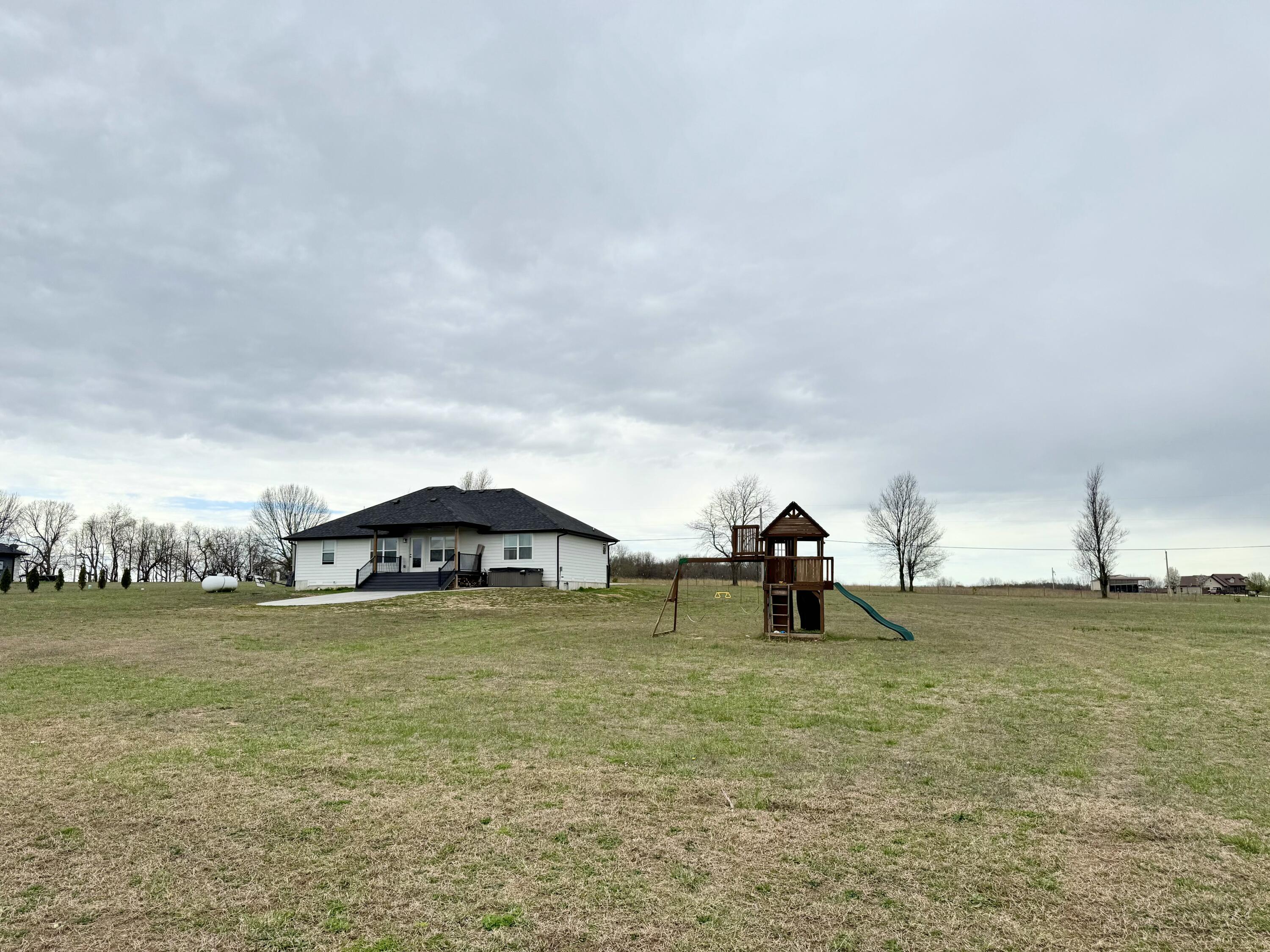1354 Napper Road Property Photo 9