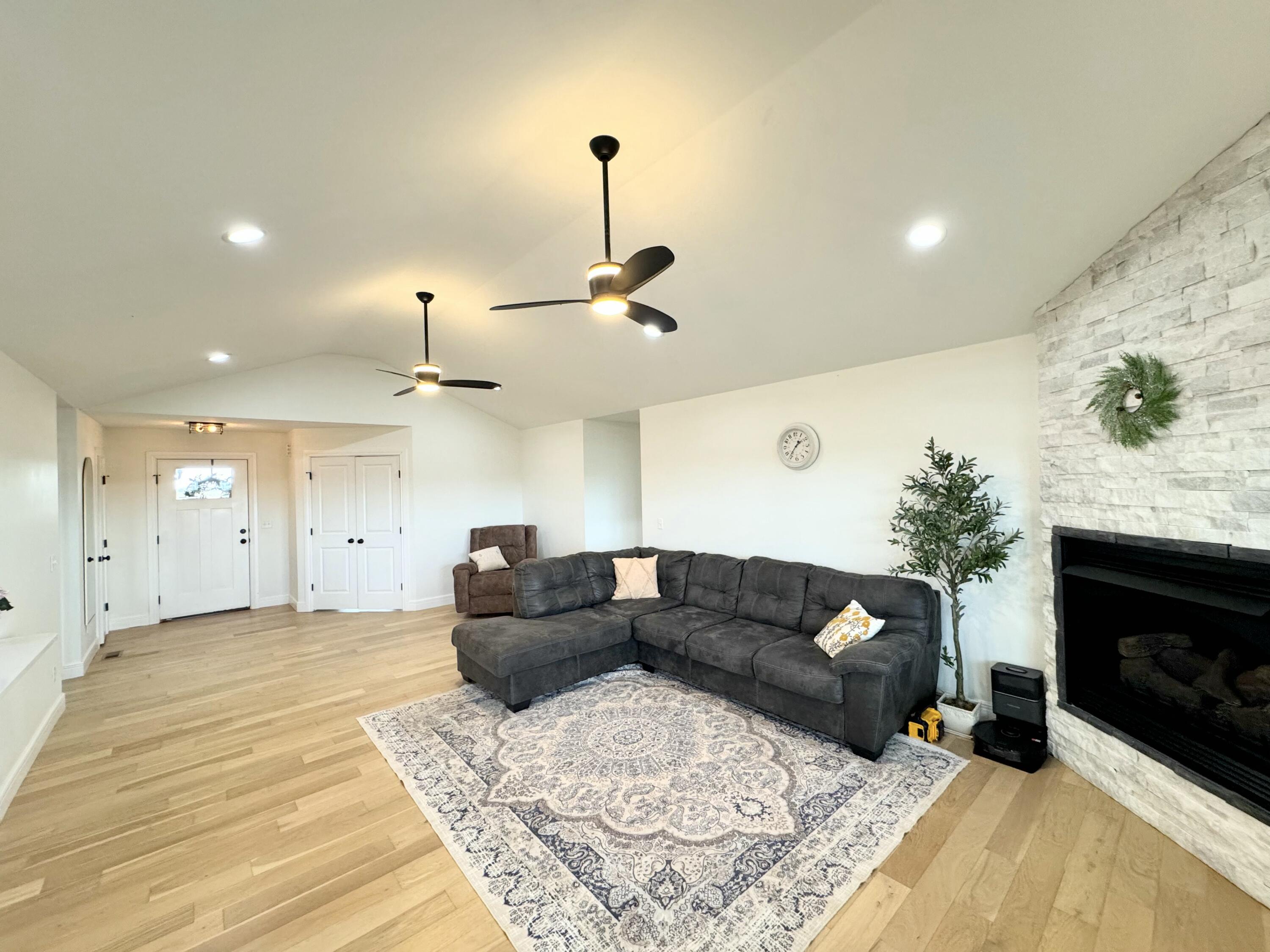 1354 Napper Road Property Photo 14