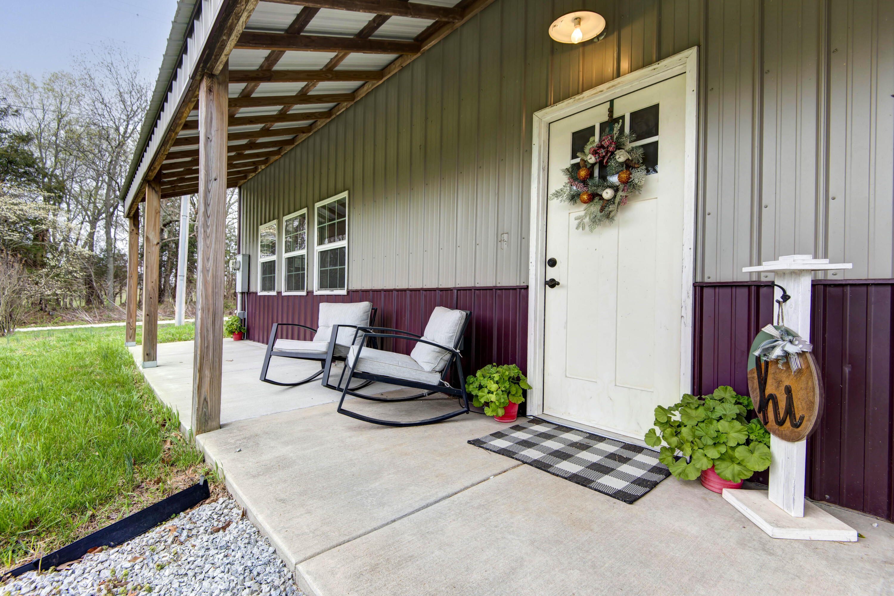 755 Highlandville Road Property Photo