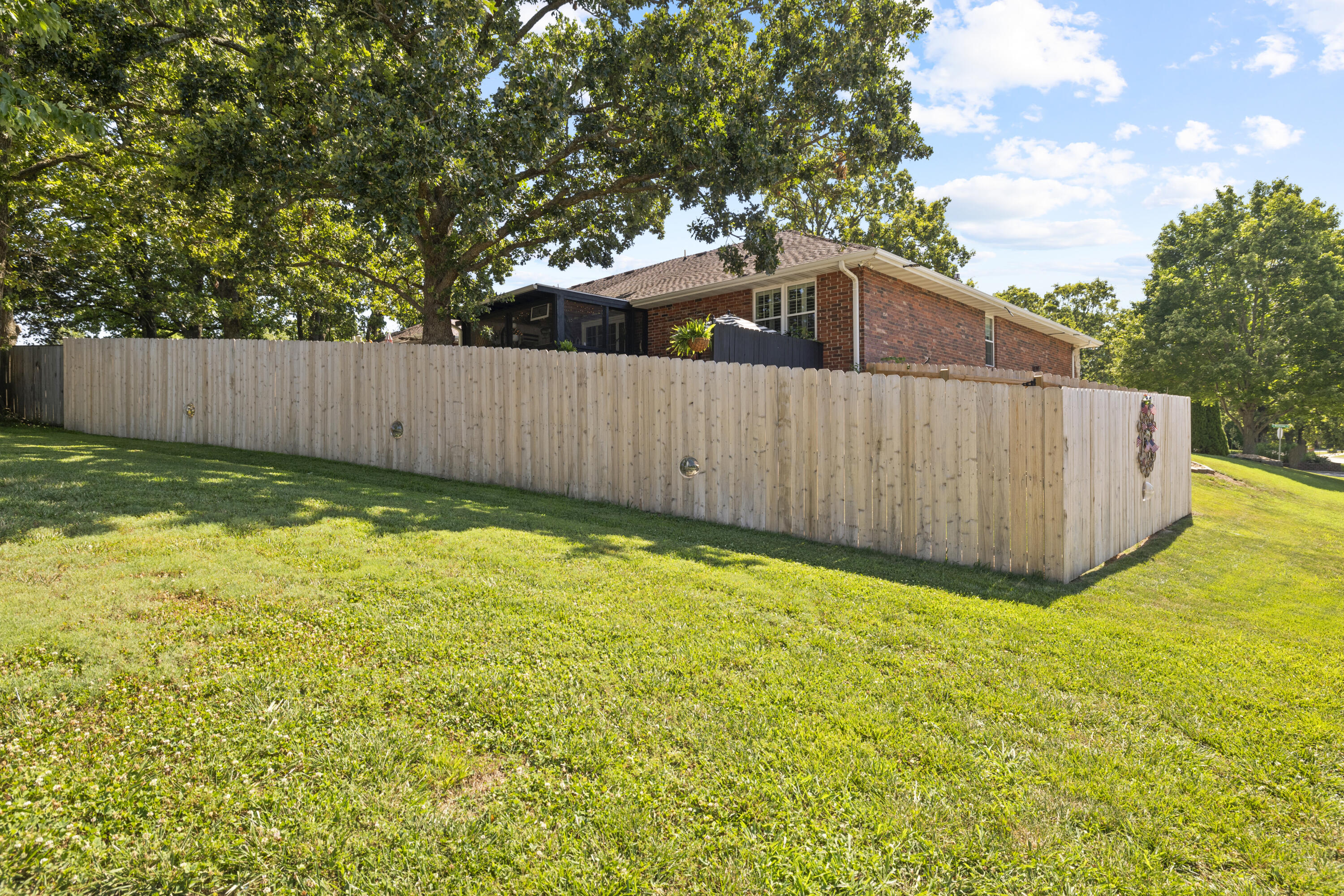 657 Woodbridge Court Property Photo 32